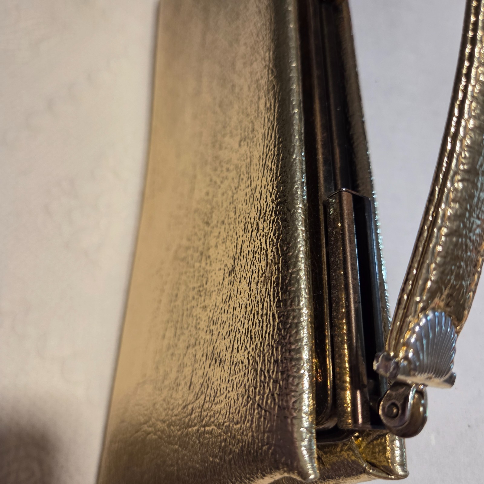 Vintage 1960s Glide-Away Gold Evening Handbag Lisa M