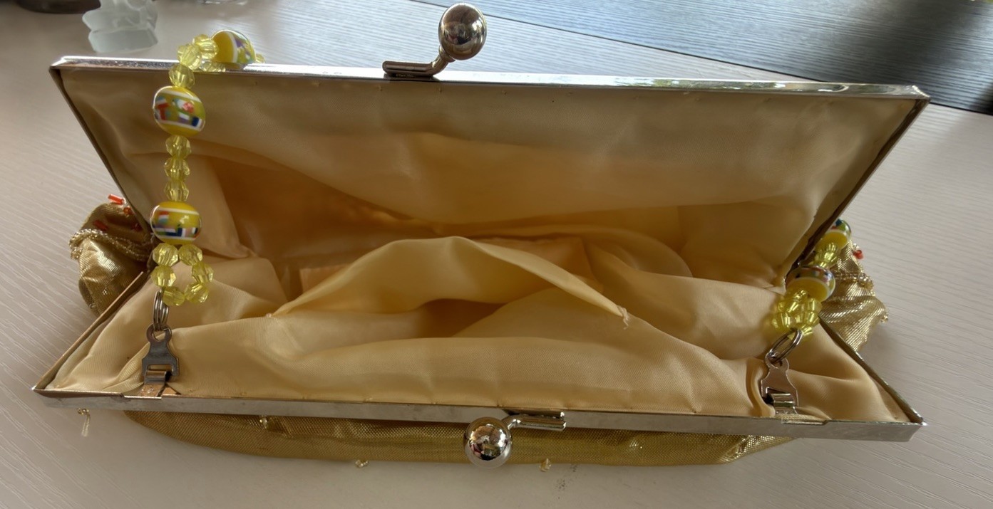 Vintage Beaded Floral Sequin Clutch Evening Bag Gold Handbag Kiss Lock Strap
