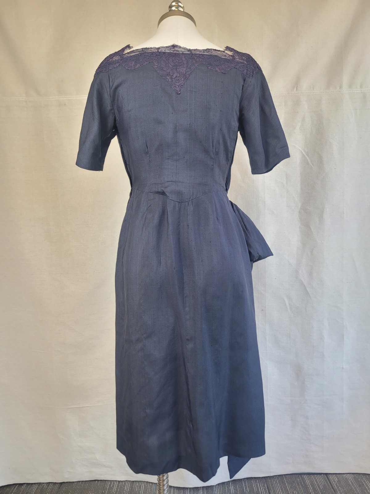 1950s Navy Blue Silk Dress w Delicate Lace & Huge Asymmetrical Bow Sz M