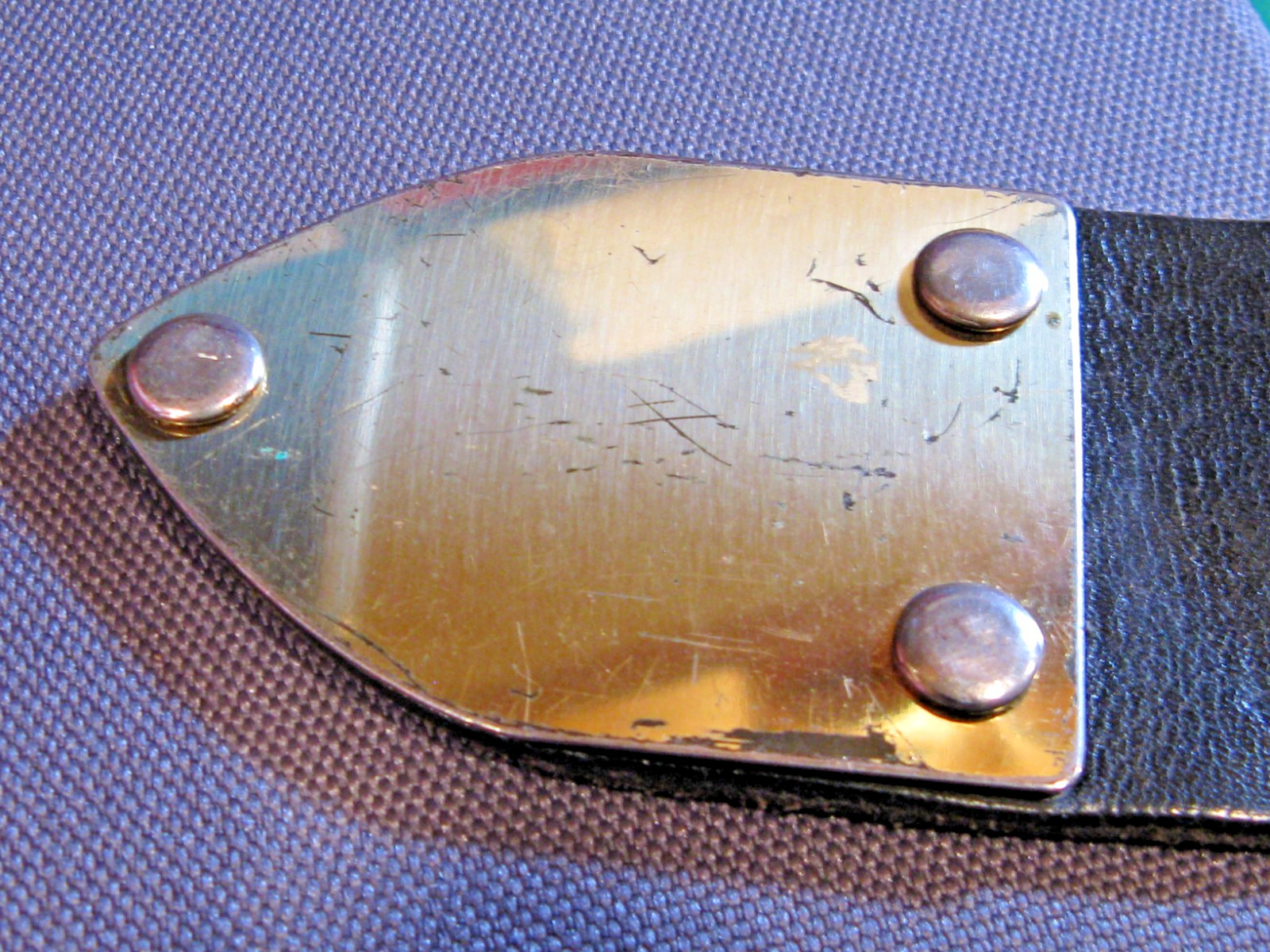 Body By Fisher Pewter Belt Buckle + 34″ Saddle Leather Belt
