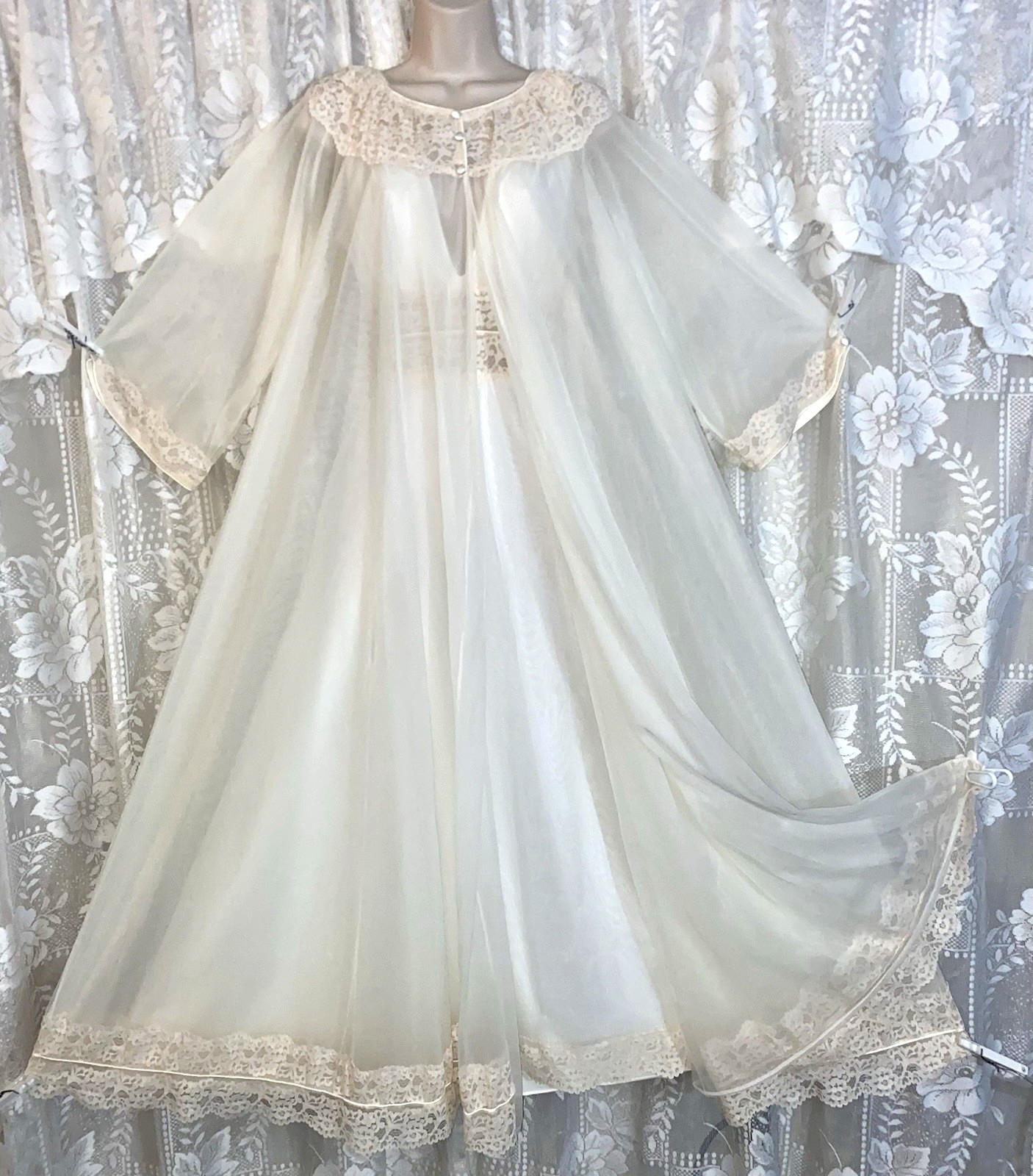 VTG M L INTIME Bridal Ivory Db Sheer Chiffon Peignoir Robe Nightgown Gown Set