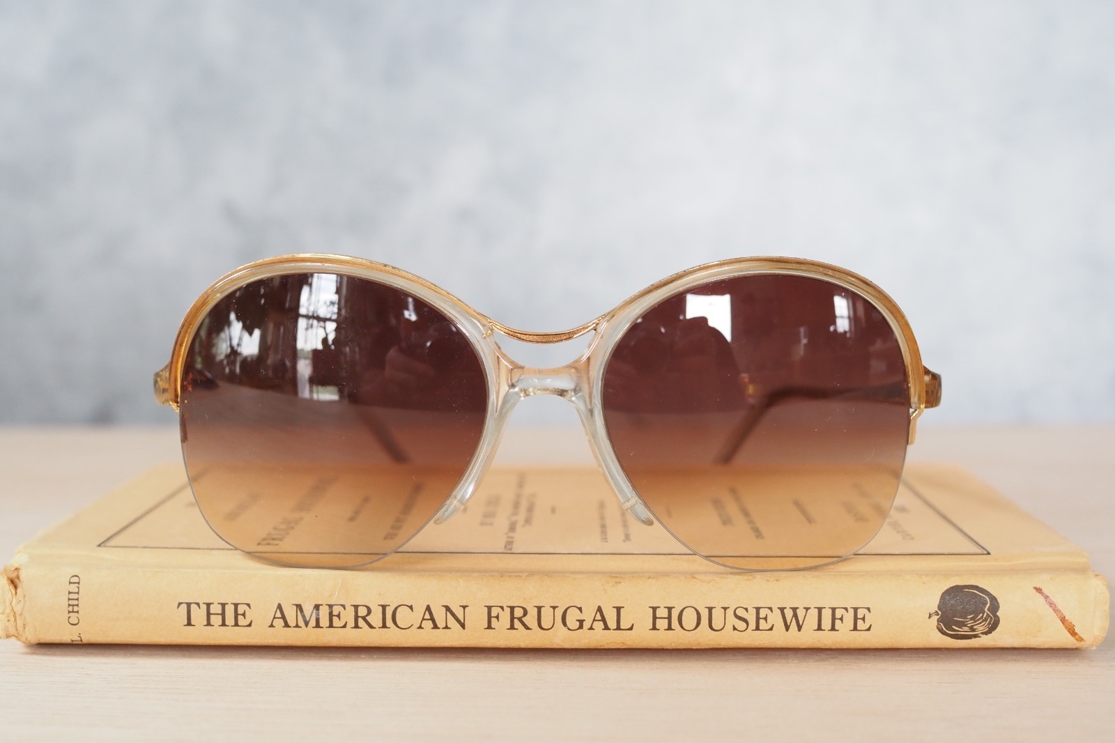 Vintage Bill Blass 1970s Sunglasses Disco retro Grandma Chic multi-color France