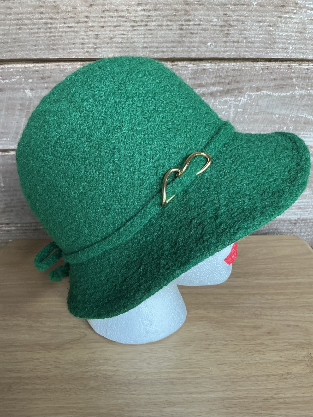 Vintage Cloche Hat Everitt Medium 22 inches Green with Gold Tone Accents