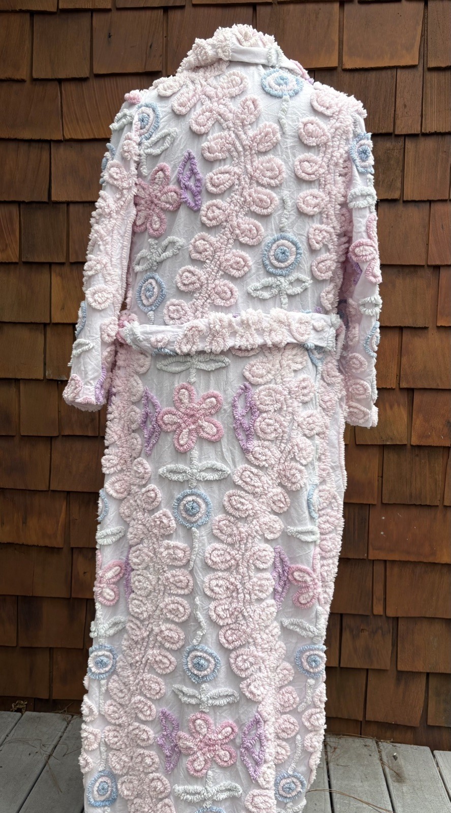 New White “Wedding Cake” Vintage Chenille Robe Canyon Group by Damze