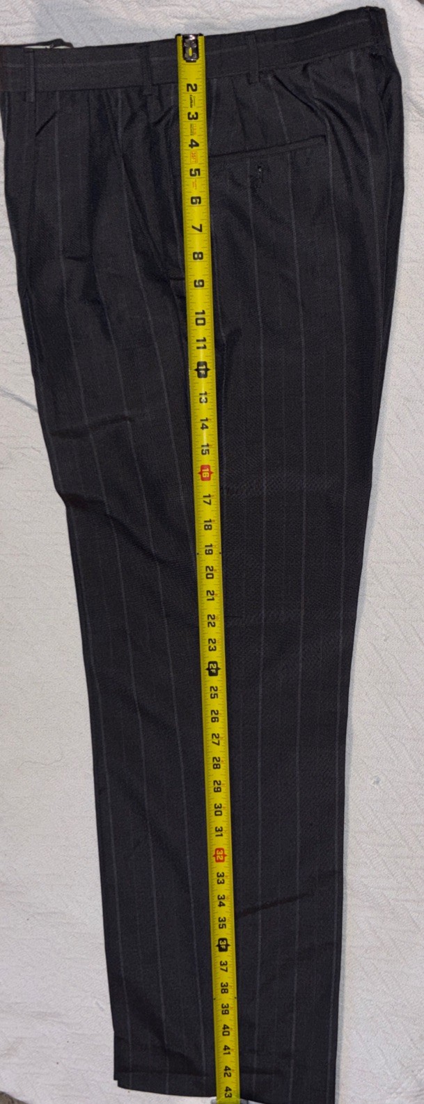 Vintage VARRA Italy Gray Striped Double Breasted Blazer Sport Coat. Size 42