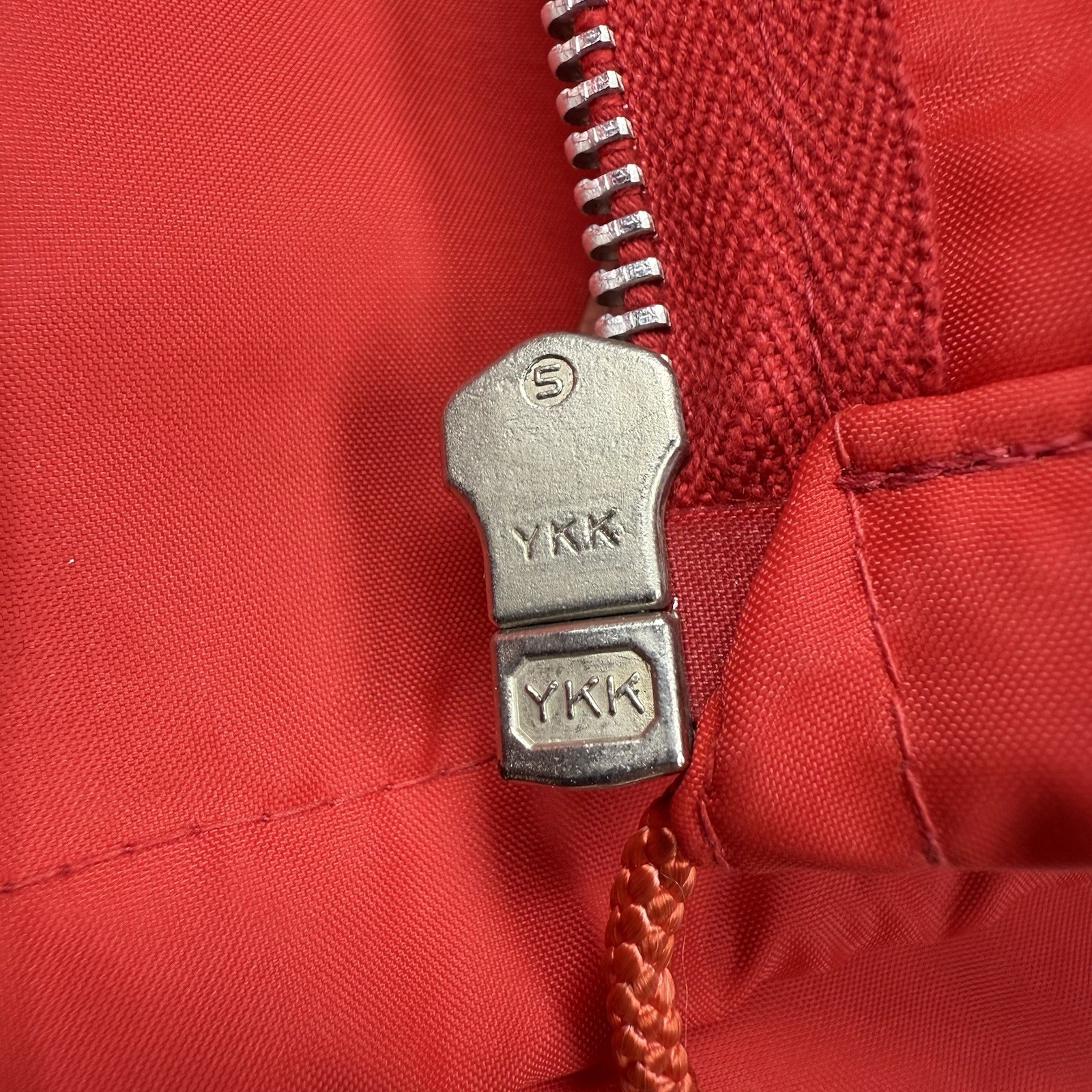 Vtg 70s B. Altman & Co Zip Up Mens Windbreaker M Red Jacket Waterproof Japan