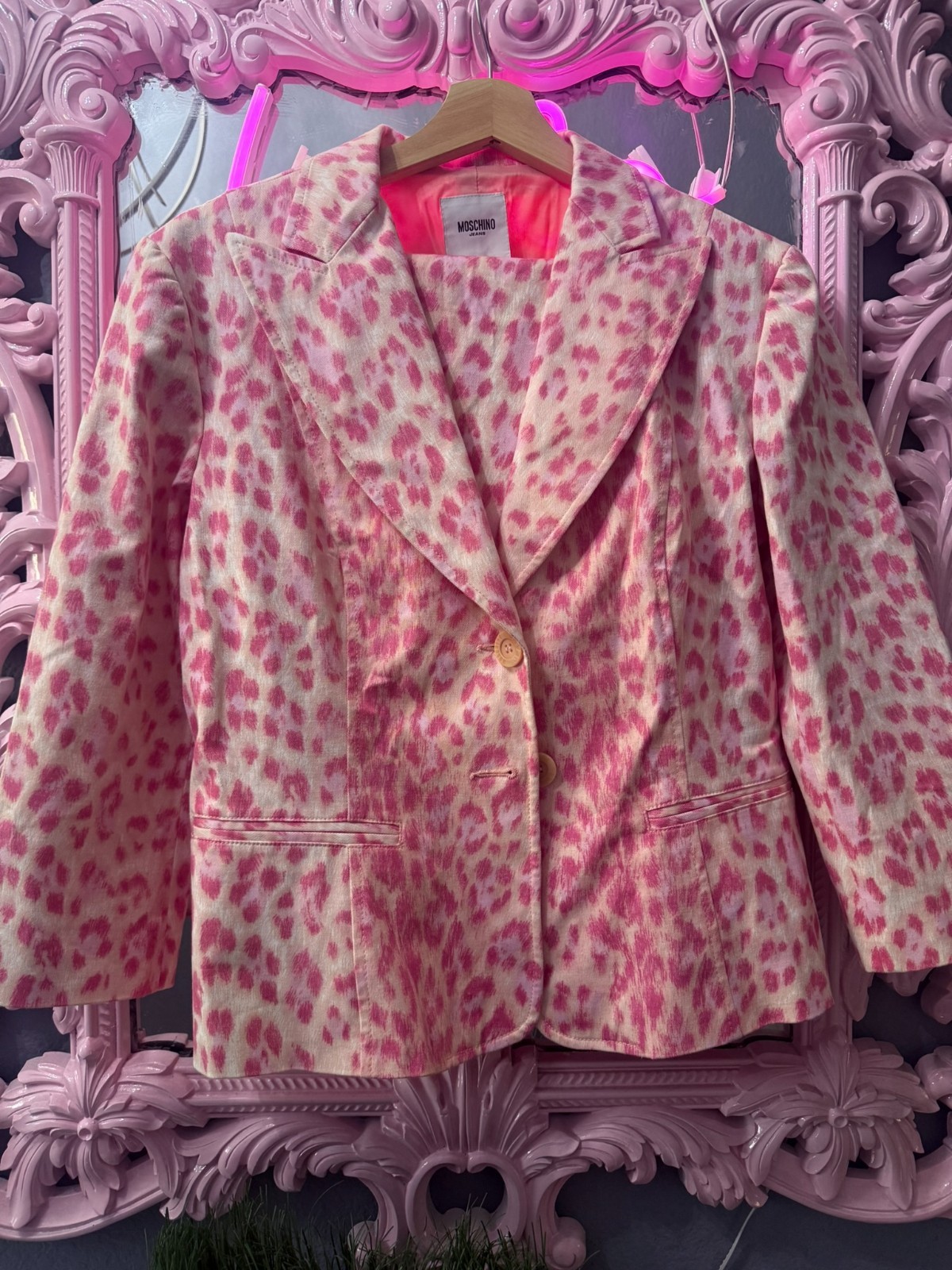 RARE Vintage Moschino Pink Leopard Skirt Suit Set Made in Italy Y2K – Mobwife