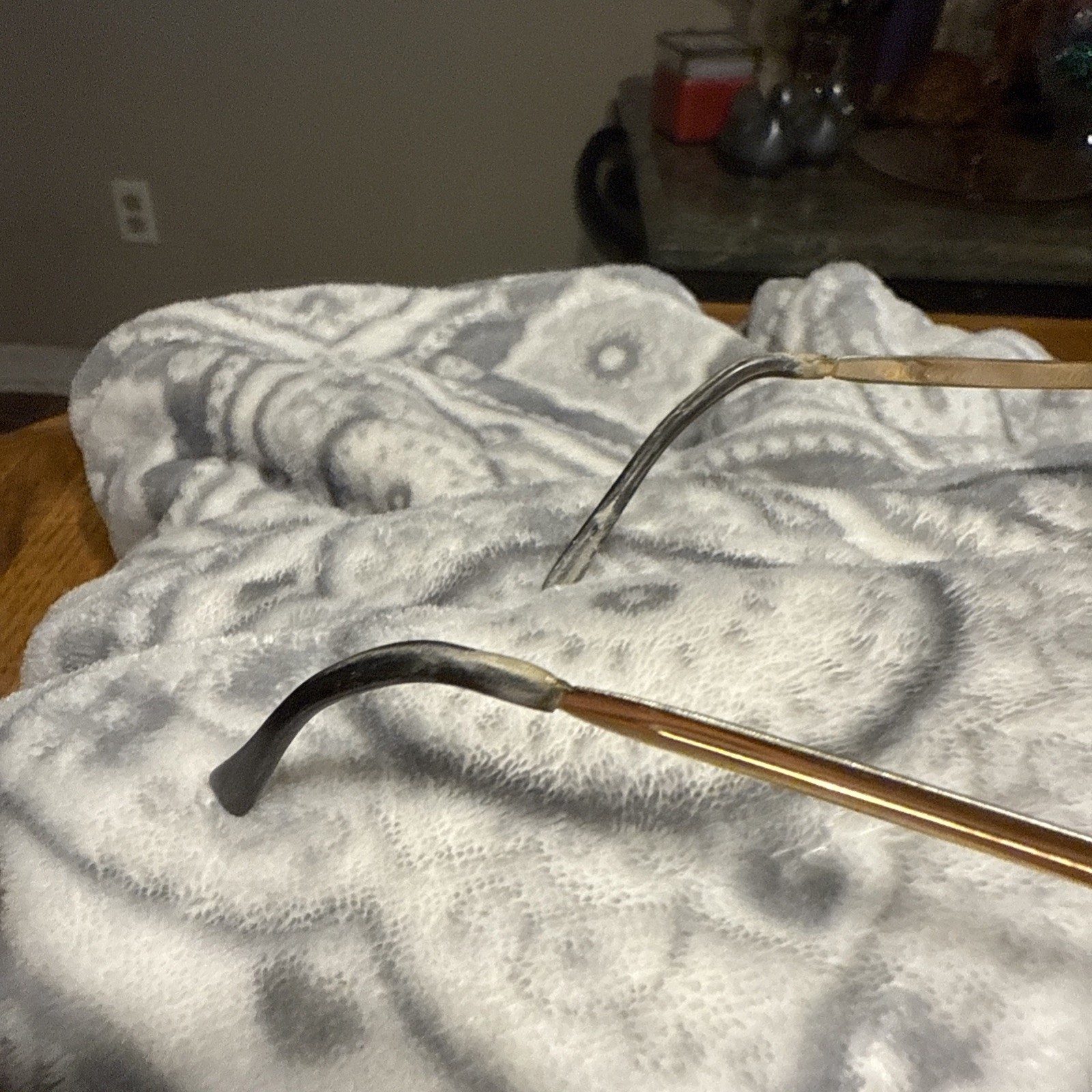 Vintage Designer Swank Women’s Eyeglasses Gold Metal Frame Colleen 120mm