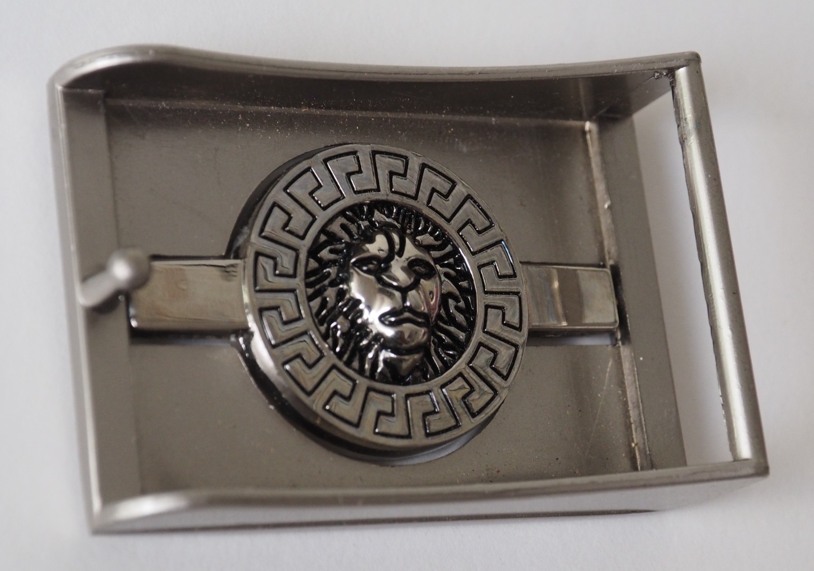 Vintage DOLCE GABBANA Reversible Metal BELT BUCKLE – Lion Head & DG