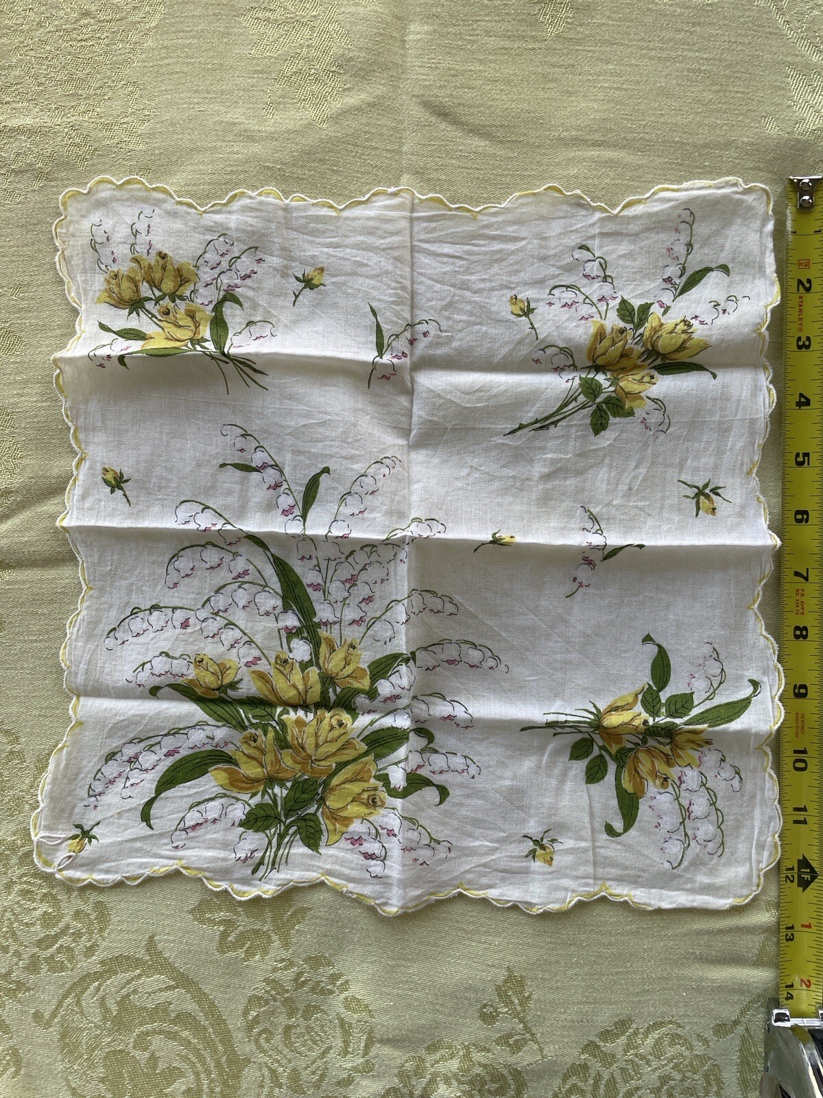 Vintage Handkerchief Ladies Hankie Yellow Rose Floral Scalloped Edge 13 in