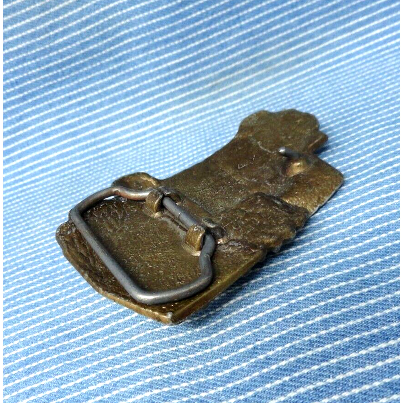 3D Style Semi Truck Belt Buckle Left Handed Trucker Transport Vtg 80s .B+114