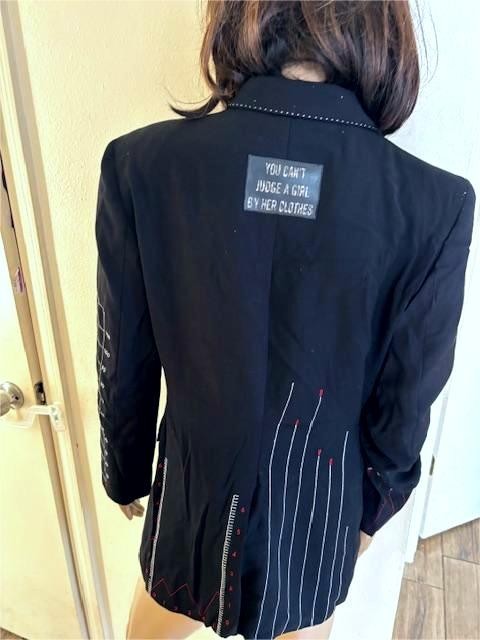 Vtg MOSCHINO “You Can’t Judge a Girl By Her Clothes” Love Chart Blazer Sz 8