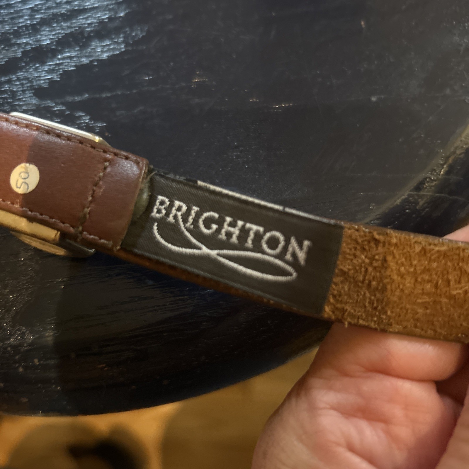 Woman or men’s brown leather Brighton belt 41 inches long