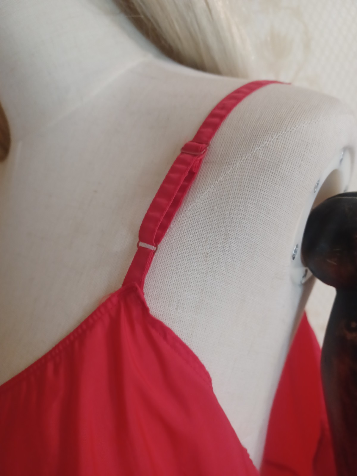 Vintage 1940s/50s Mid-century Red The Snip-It Bombshell Rockabilly Slip Dress 2X