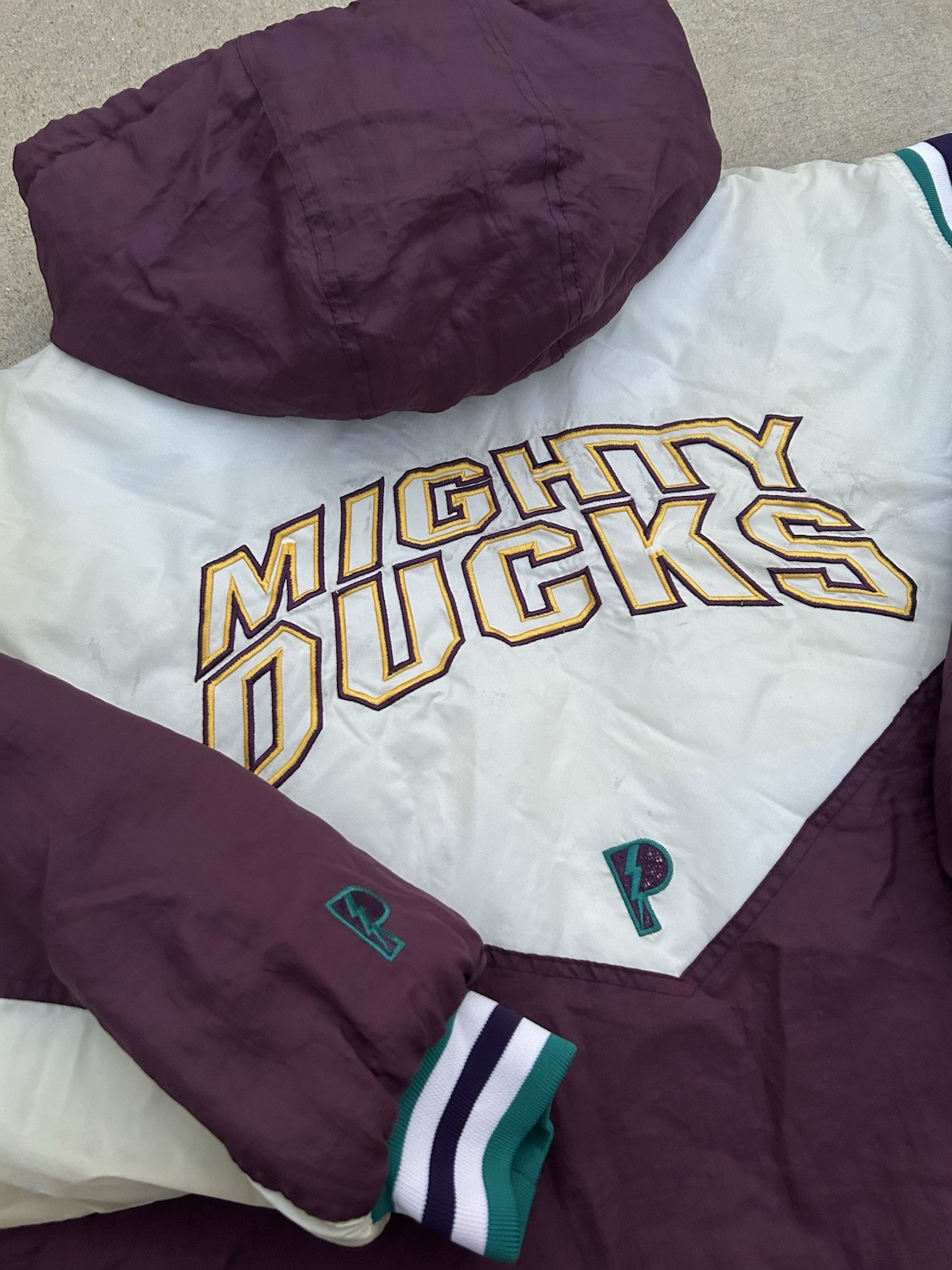 Vintage 90s Mighty Ducks Pro Player Puffer Jacket Men’s 2XL NHL Hockey Rare