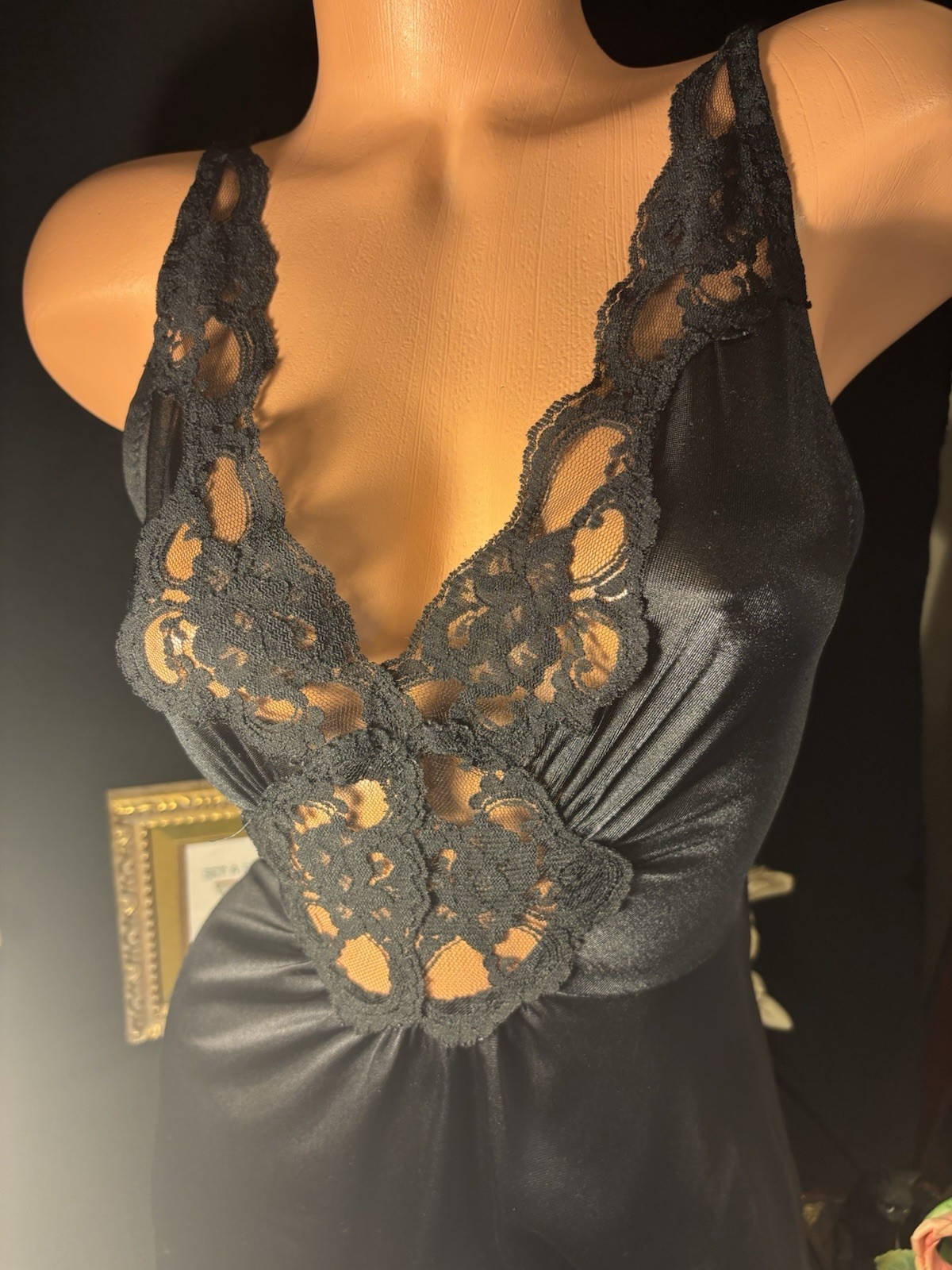 VTg FULL Sweep Lace Top BLACK Nylon Nightgown Negligee olga esque