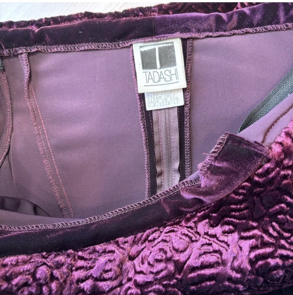 Tadashi Vintage Velvet Off The Shoulder Top Plum Purple Size 10 Made in USA MOTB
