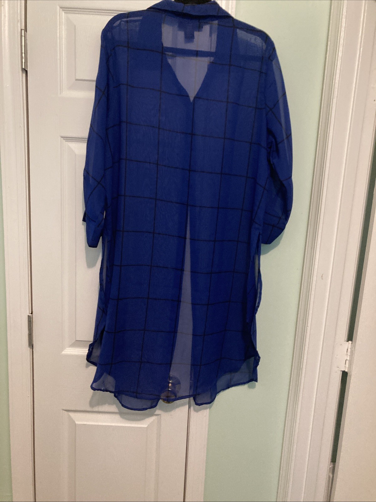 Ashley Stewart Blue/Black Top Side Splits Size 14/16 Sleeves 3/4” Button Closure