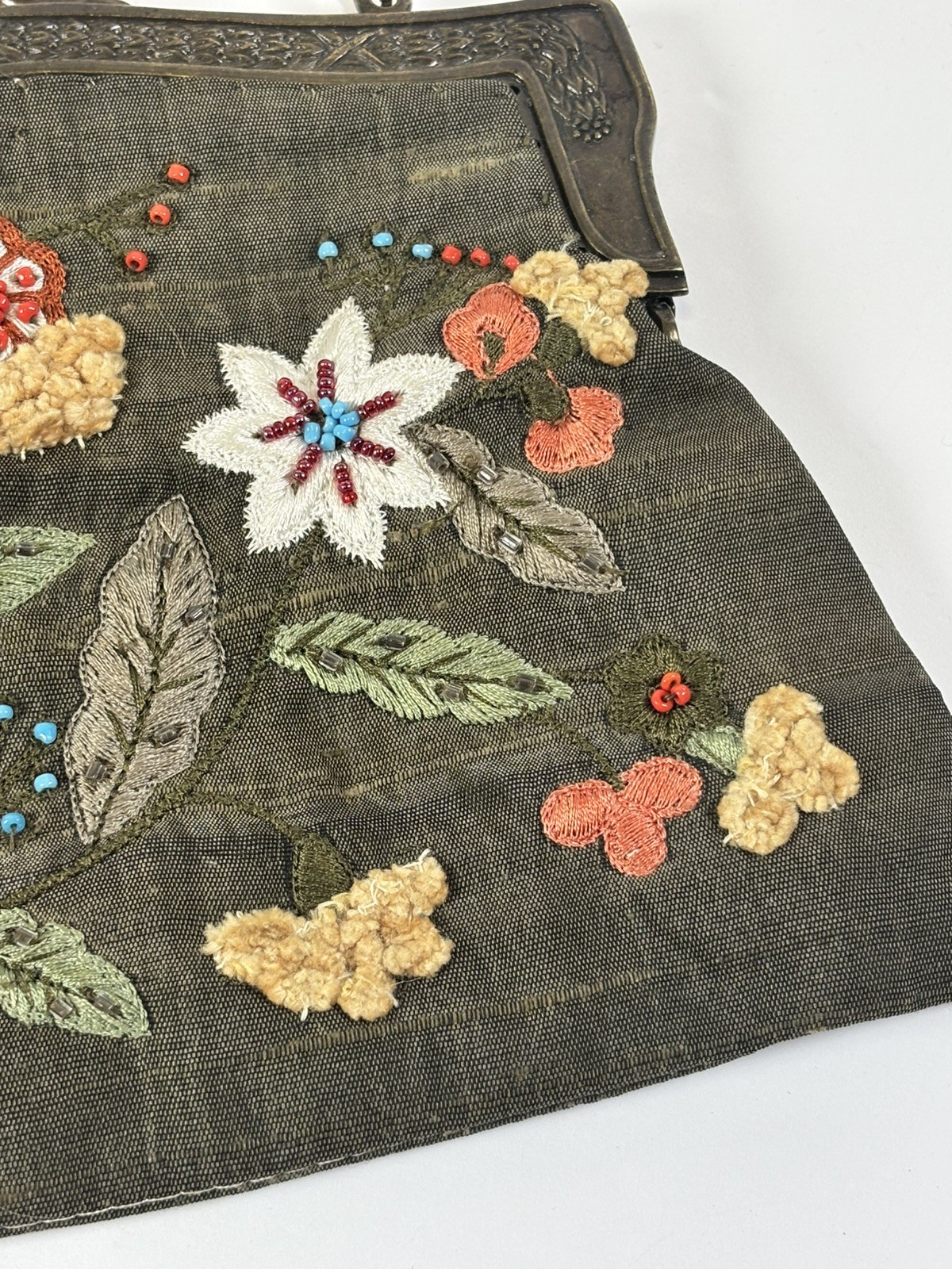 Vintage Silk Crossbody Purse Beaded & Embroidered Bronze Chain Kiss Lock