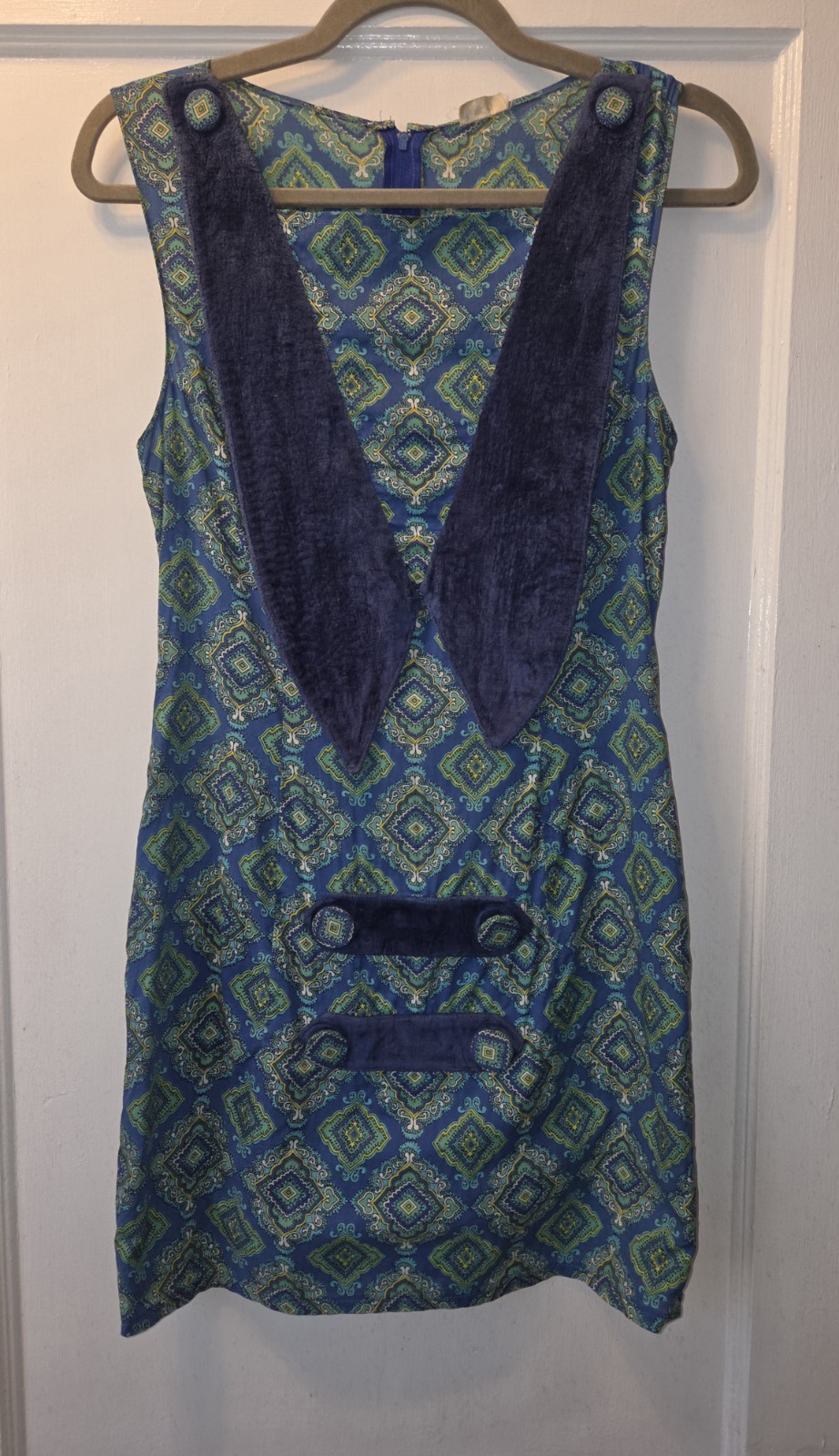 True Vintage 1960′ Mini Dress. Geo Pattern. Navy Turquoise. Velvet And Buttons.S