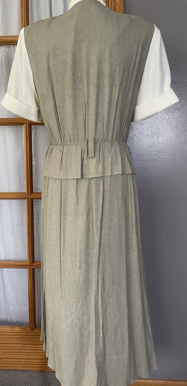 Vtg 70s SL Fashion Peplum Midi Dress 10 Button Up Sage Beads Classic USA Made