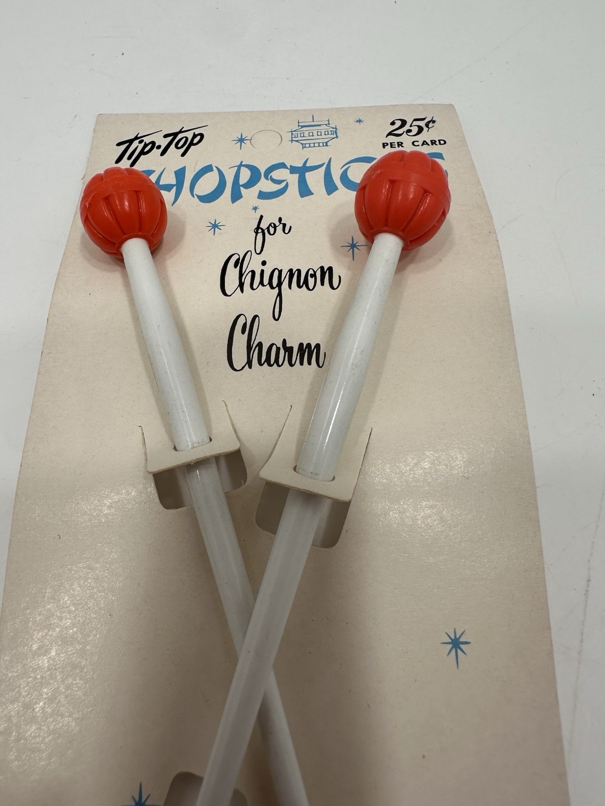 VINTAGE *NEW* 1970’s Tip Top Hair Chignon Charm ChopSticks White/Red