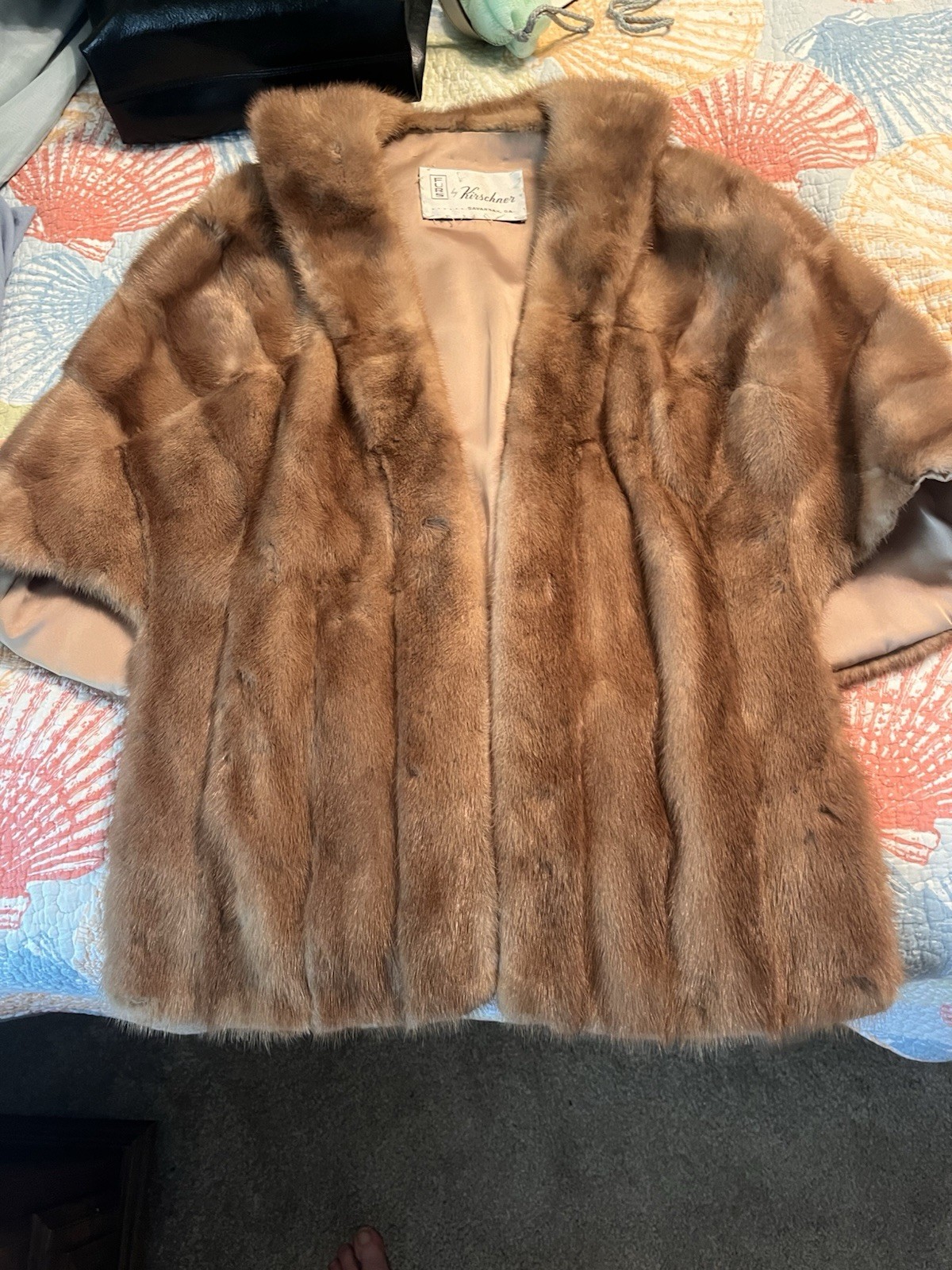 Vintage 1960s Era Kirshner’s Fur Stole. Fantastic Condition. See Photos