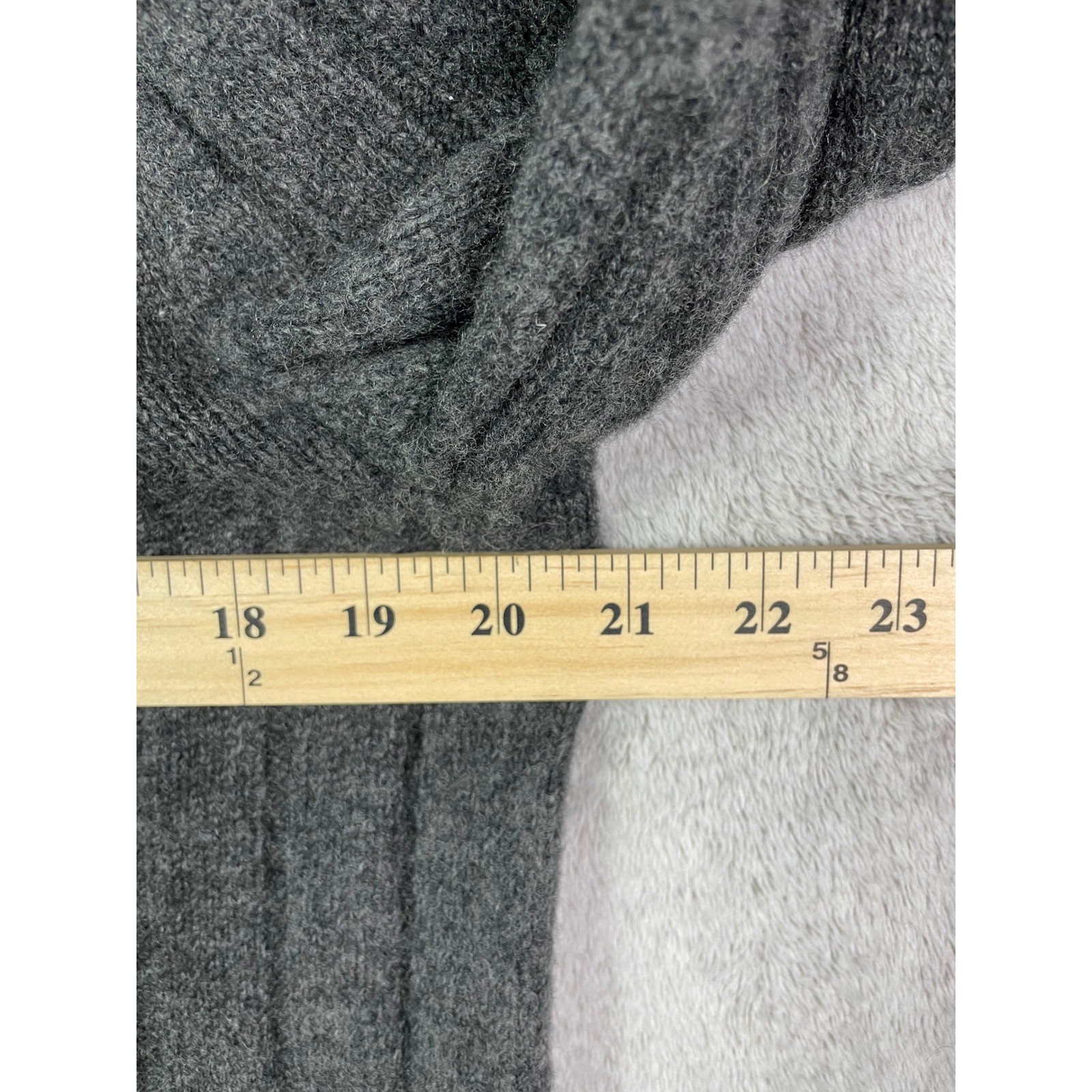 GAP Mens Sweater Large Gray 100% Lambswool Ribbed Knit Crewneck Pullover Vintage