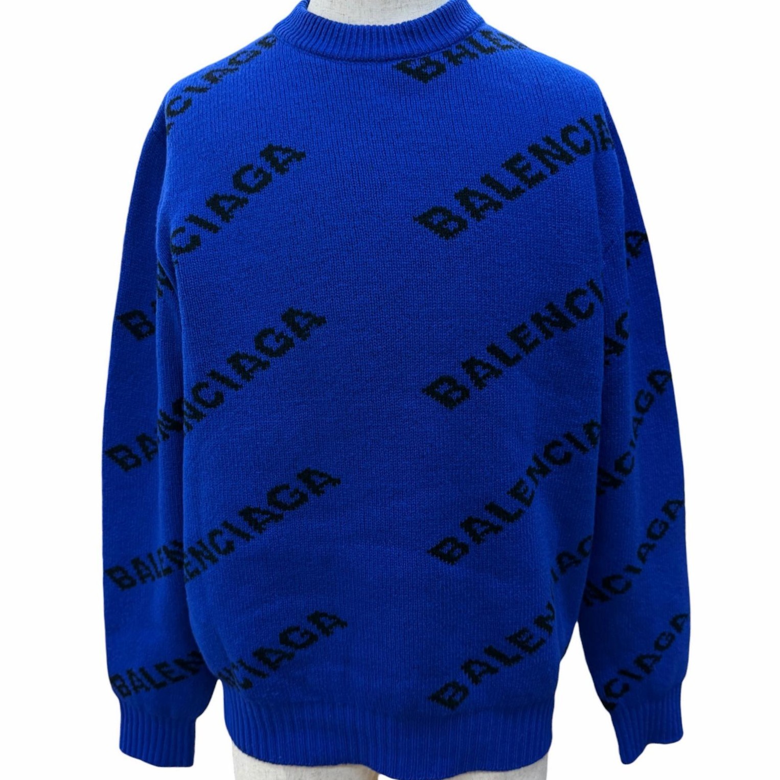 Balenciaga Wool Knit – DUTY FREE