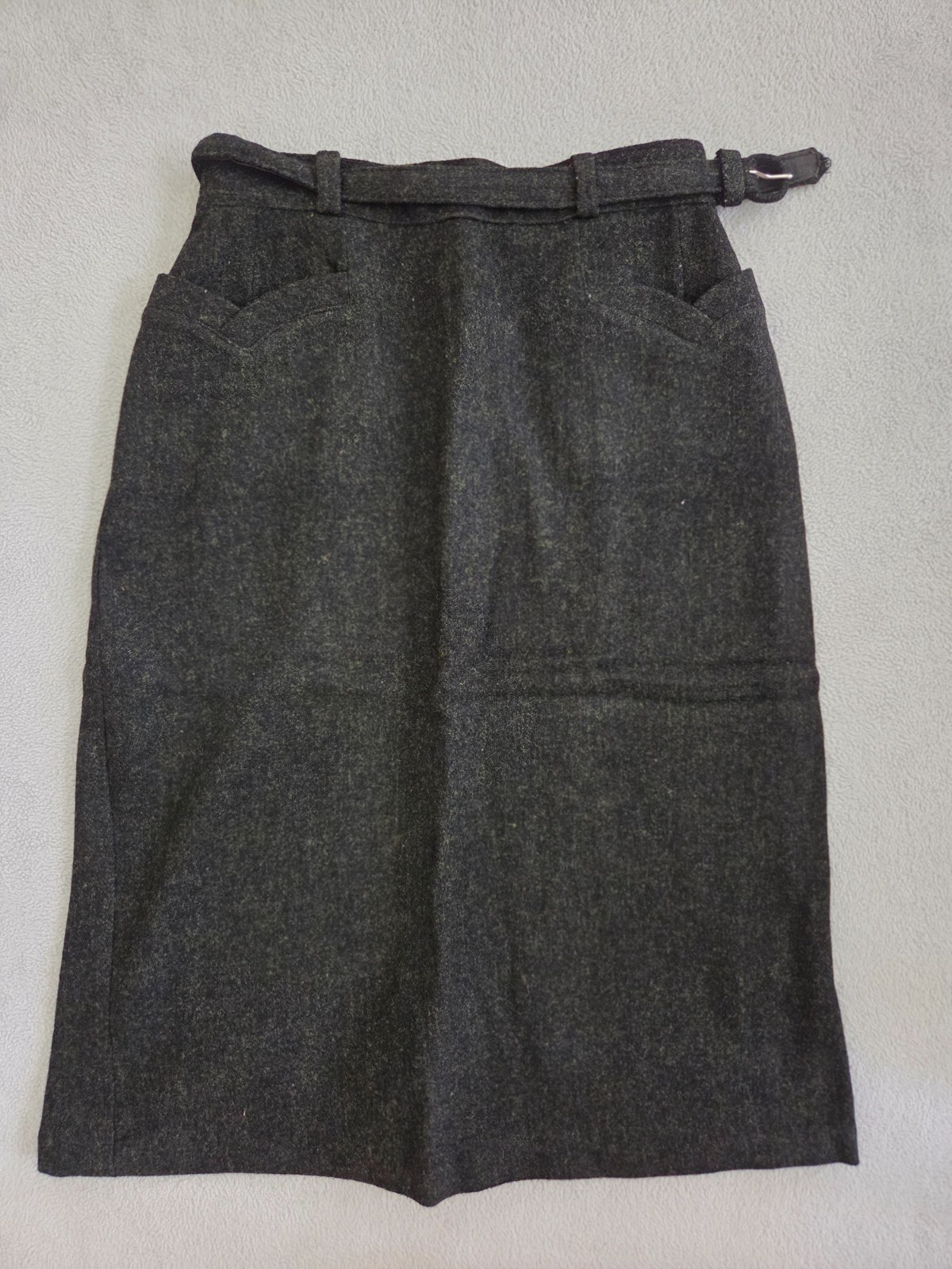Vintage Woman’s Skirt 100% Wool 1960’s Shades of Black & Green