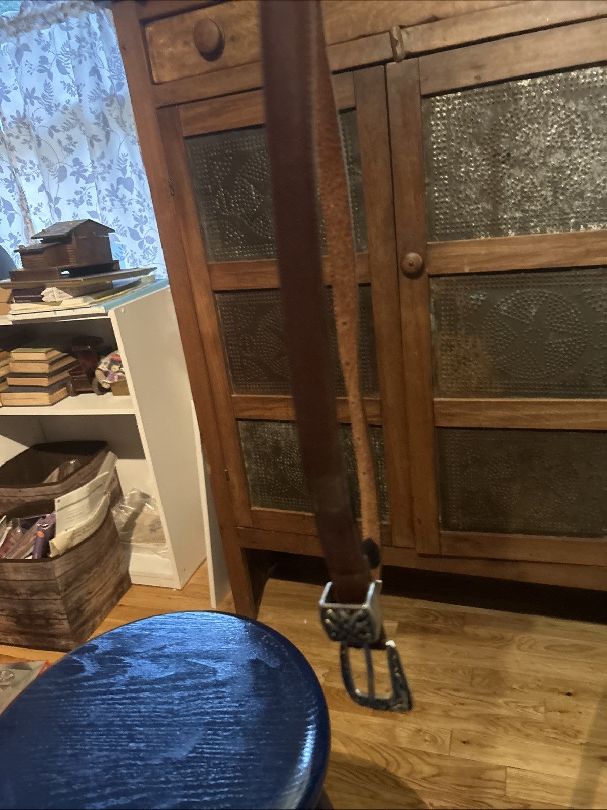 Woman or men’s brown leather Brighton belt 41 inches long