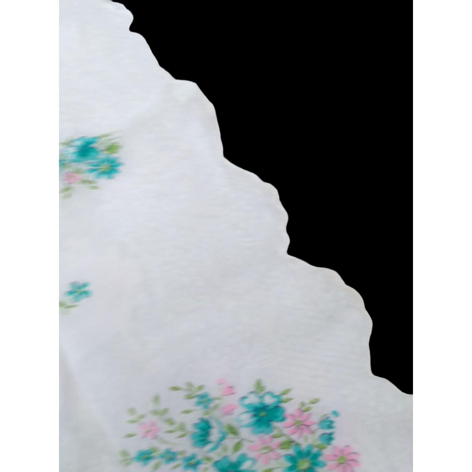 Vintage Set 2 Floral Printed 15″ square Handkerchief scarves