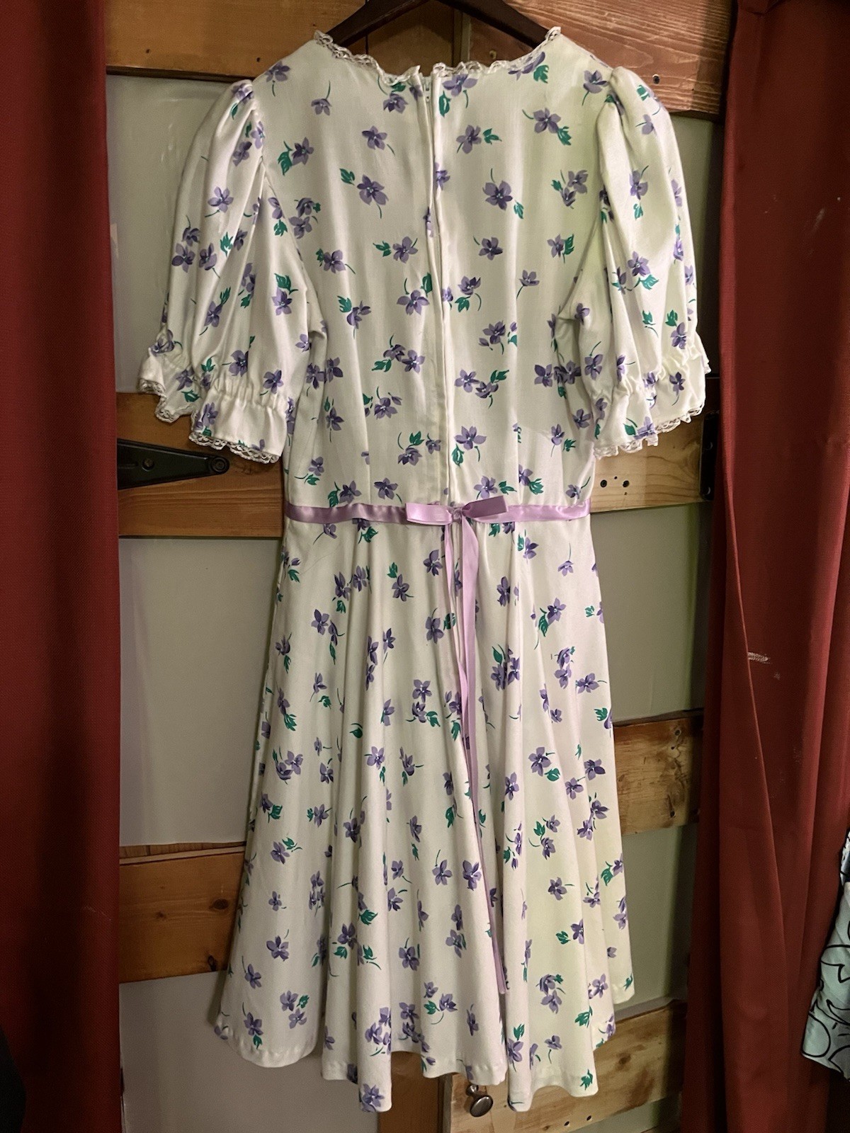 Vintage 70s Purple Ditsy Floral Twirl Prairie Dress Lace Ribbon Cottagecore Boho
