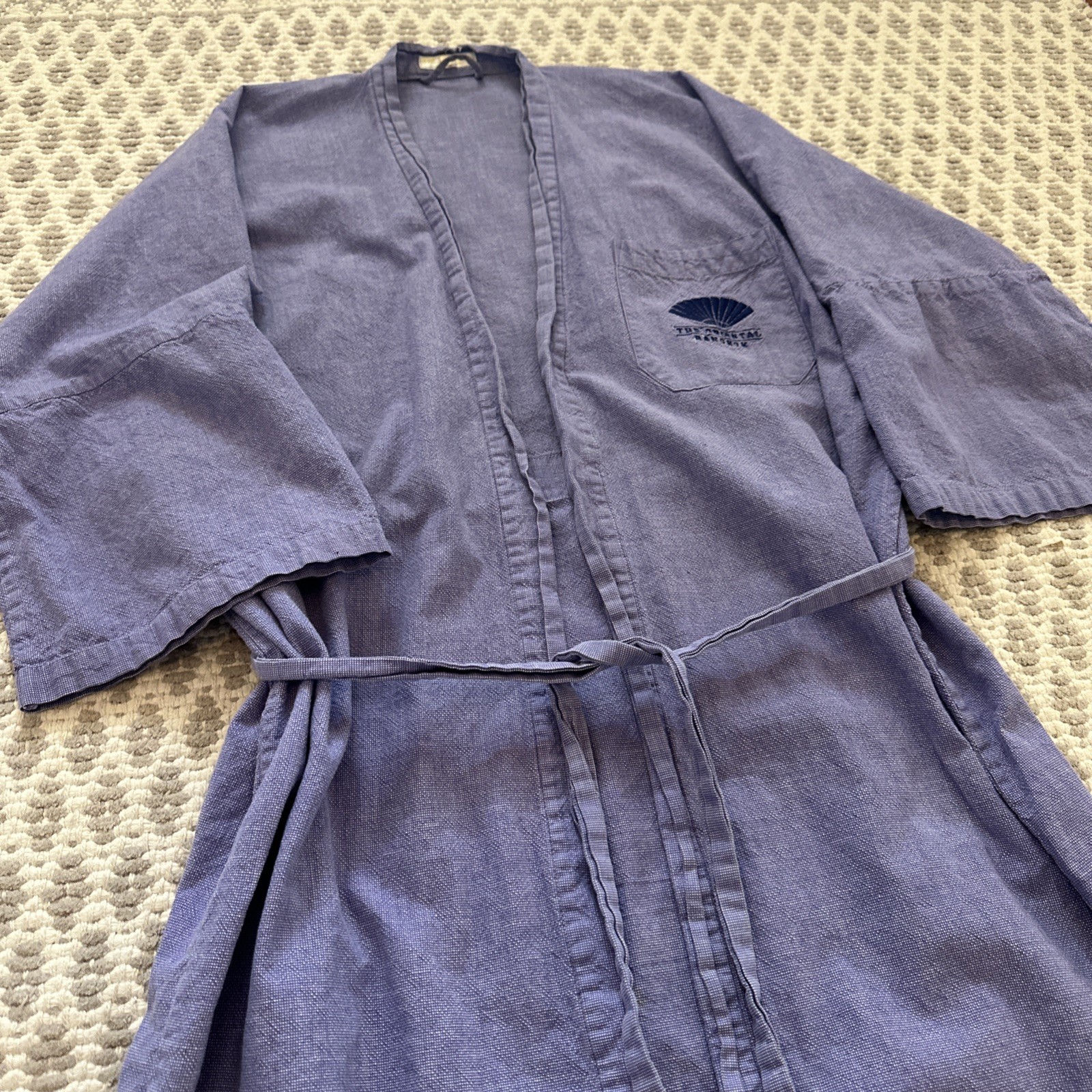 VINTAGE “ORIENTAL BANGKOK HOTEL” PURPLE CRISP COTTON LOUNGE ROBE UNISEX LARGE