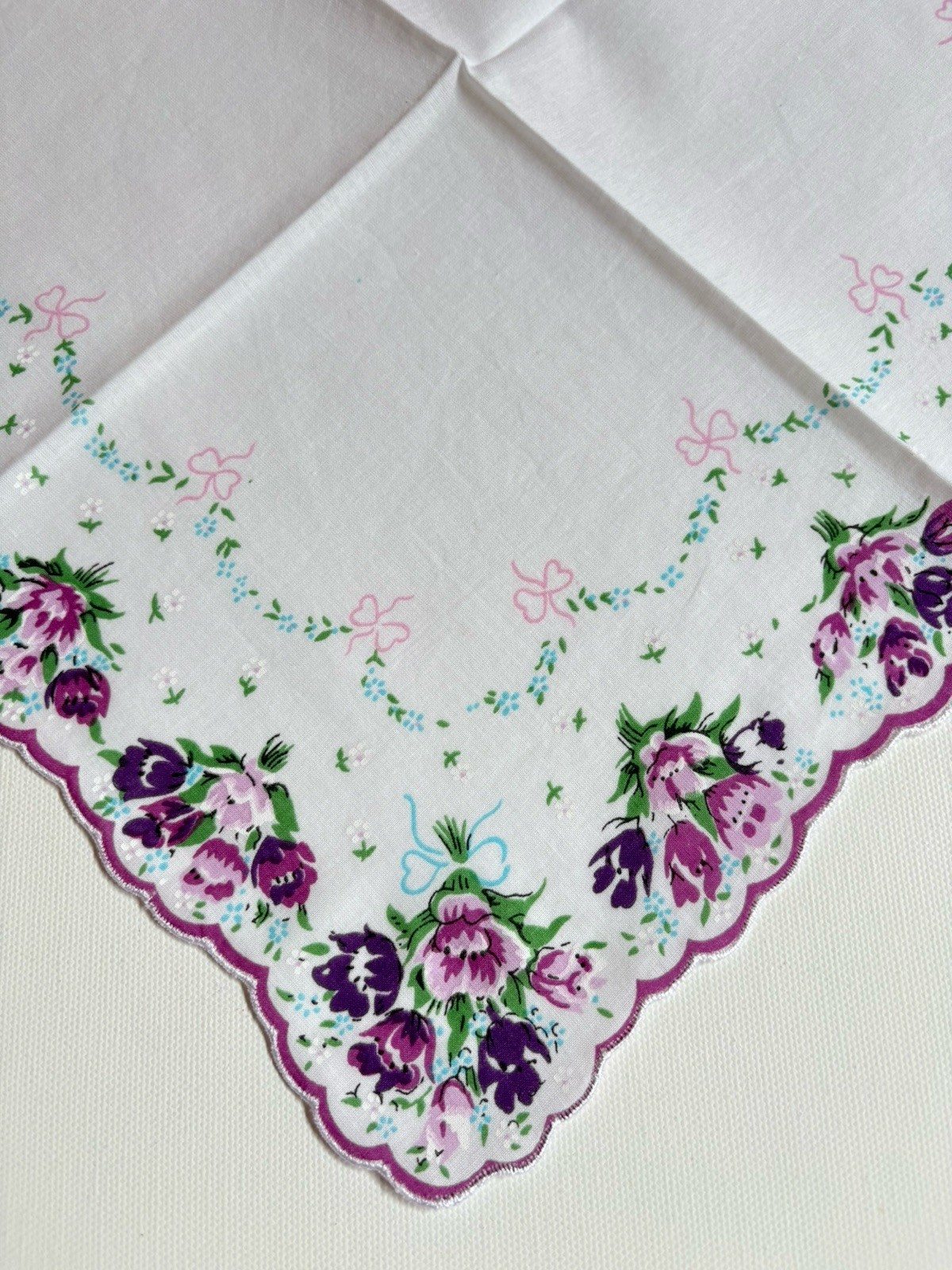 Beautiful New LuRay Violet TULIPS Handkerchief Hankie With Sweet Forget Me Nots