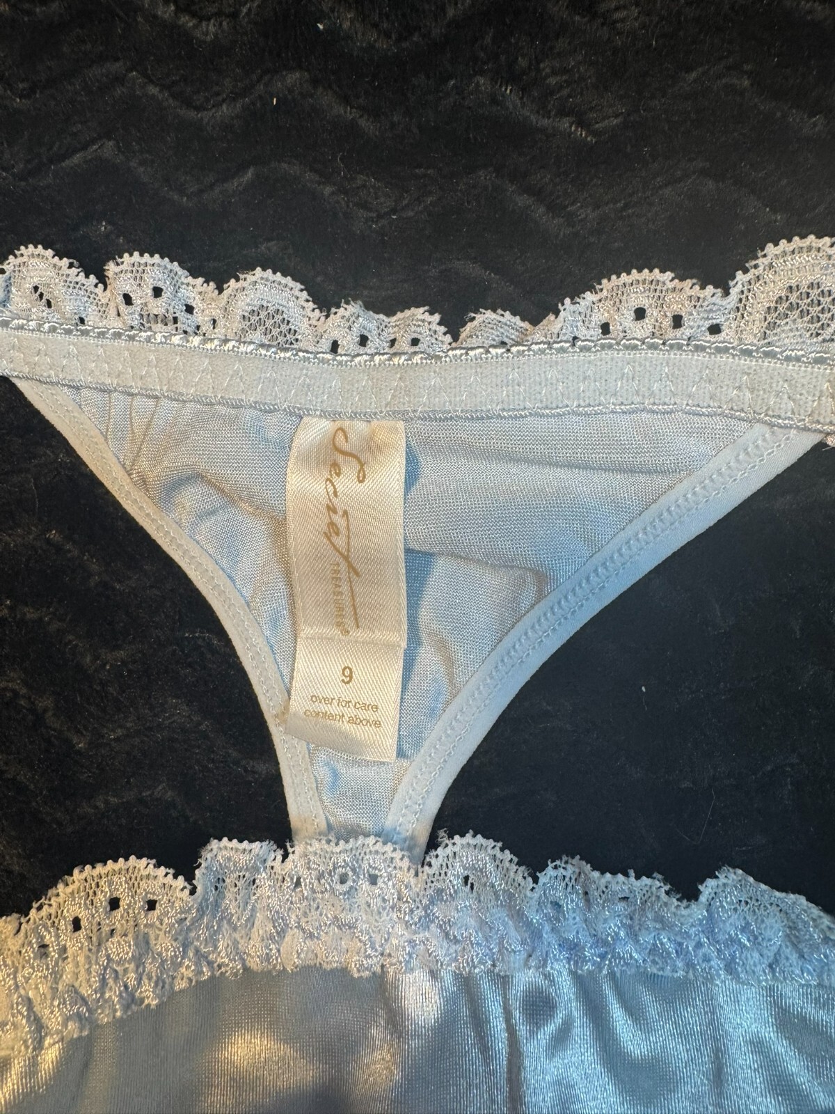 NWOT XXL SATIN VINTAGE NYLON SECRET TREASURES LACE SECOND SKIN BLUE