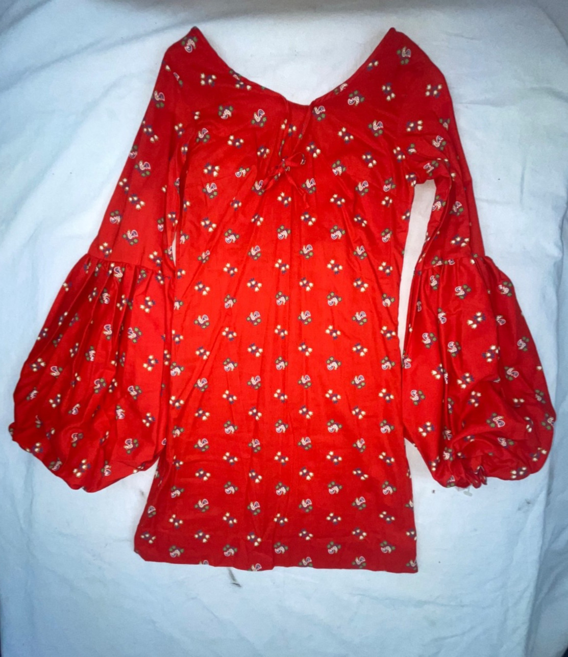 VTG 60s 70s WOMENS S NEW RED BELLE SLEEVE DISCO HIPPY ROOSTER CHICKEN MINI DRESS