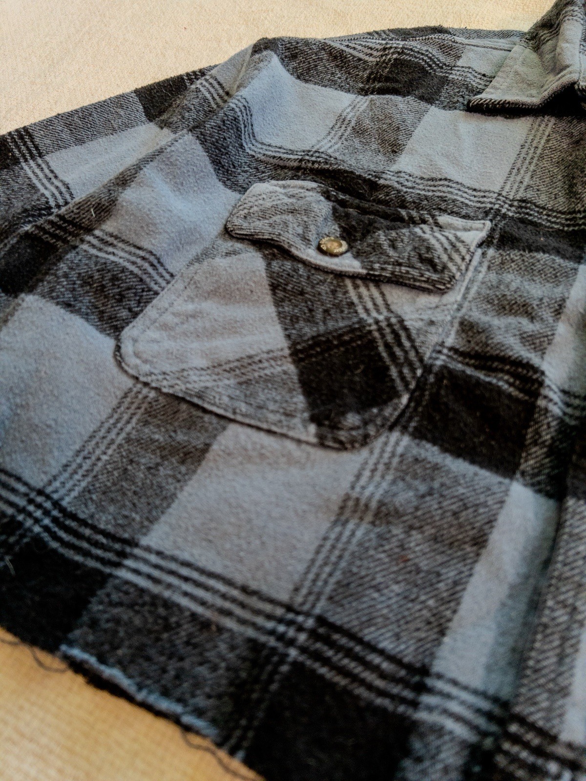 Stillwater Supply Co Cropped Flannel Shirt Womens Large Blue Plaid Raw Hem Y2K