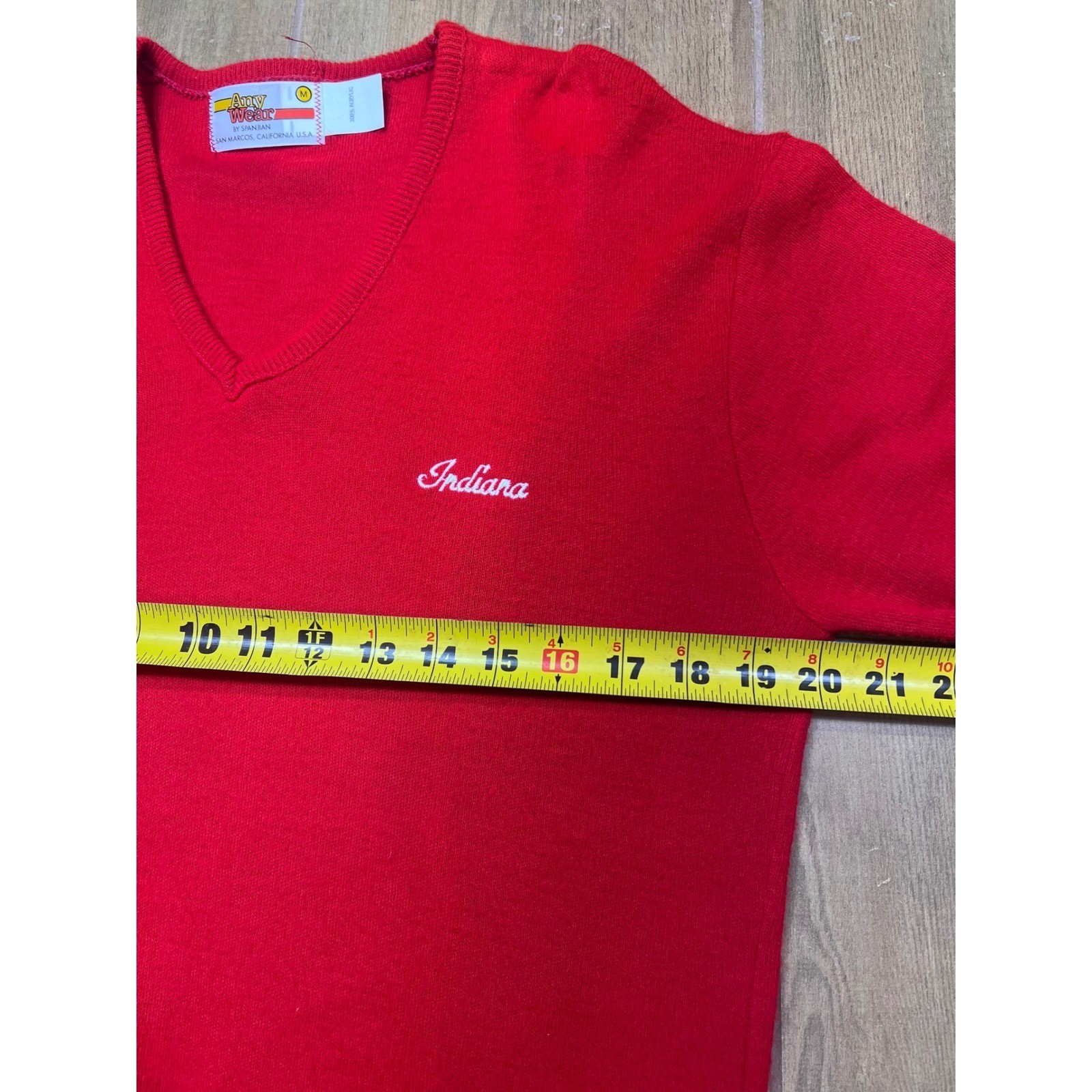 Vintage Any Wear Spanjian Indiana V-Neck Sweater Red Acrylic Knit Womens Medium