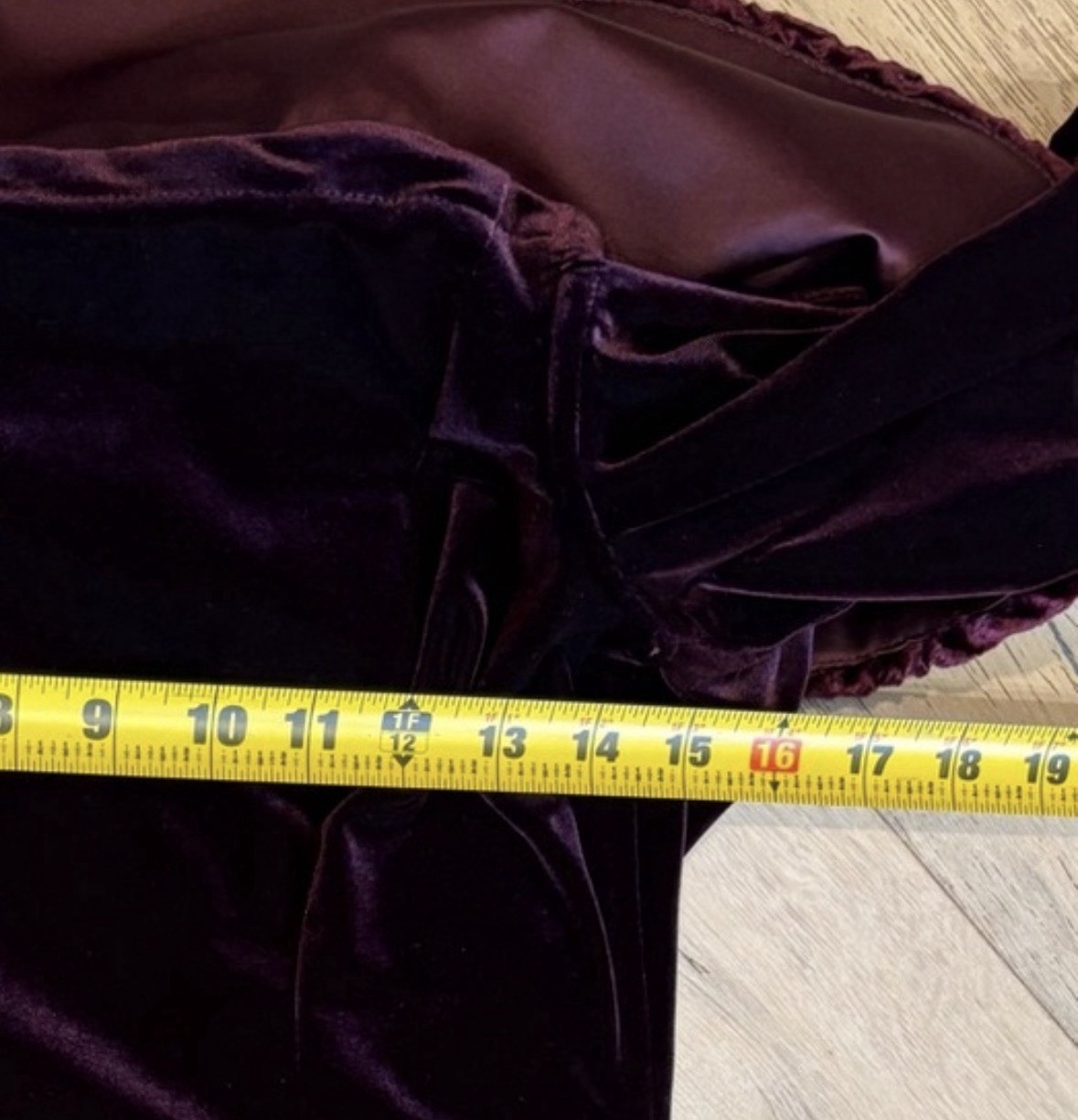 Tadashi Vintage Velvet Off The Shoulder Top Plum Purple Size 10 Made in USA MOTB