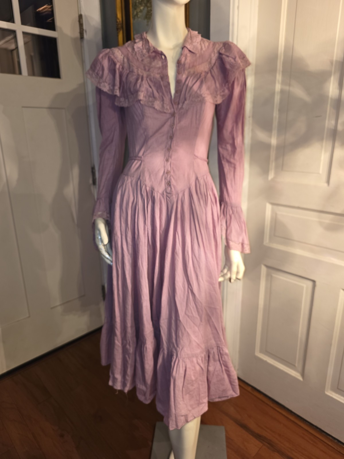 Vintage Foxy Lady 1970s Lilac Lavender Button Down Prairie Dress Cotton Xs/S