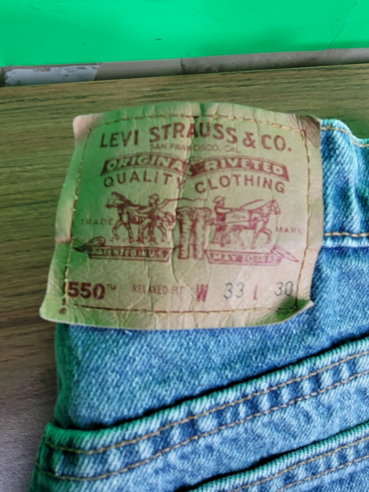 Vintage 1997 Levi’s 550 Jeans Made in USA 33×30 Measure 30 X 29 1/2. (J256)