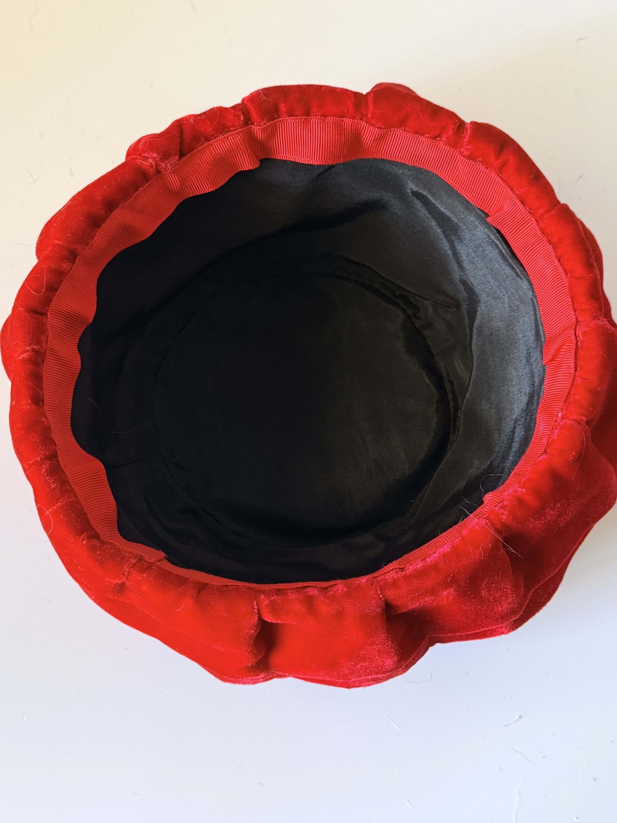 Vintage Red Velvet Brimmed Pillbox Hat 1960s Sculptural Cocktail Hat | Women’s