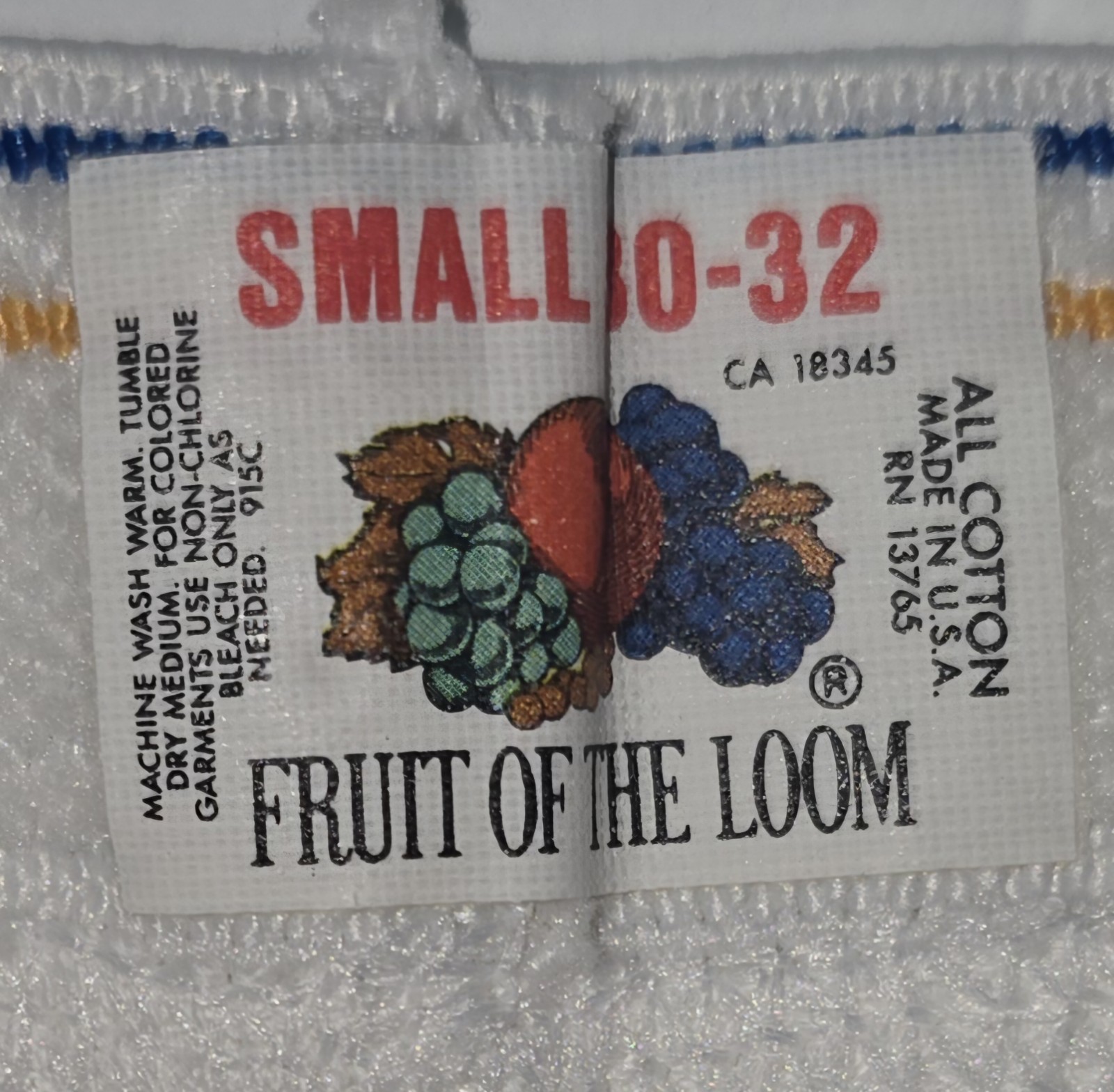 Vintage 1980s Fruit Of The Loom White Briefs Underwear Mens Sz Small 30-32 USA