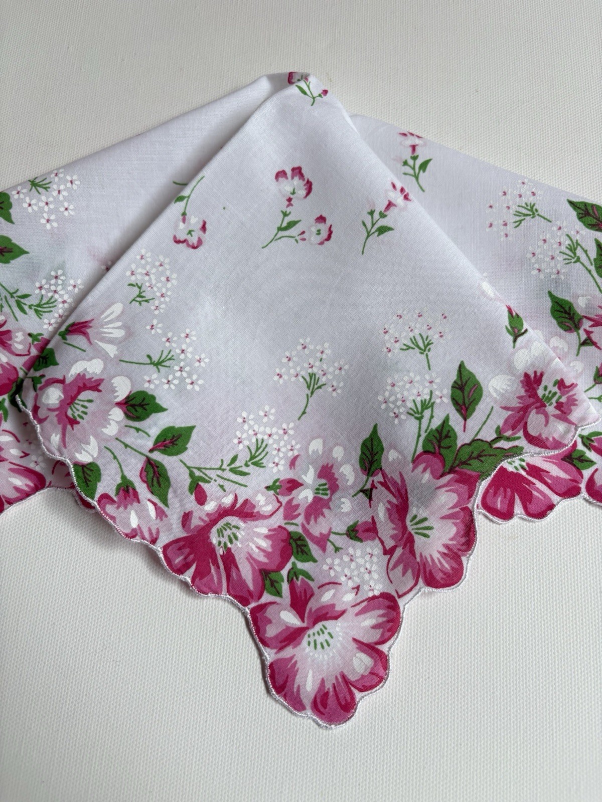 Beautiful New LuRay Pink Azalea Handkerchief Hankie With Scalloped Border
