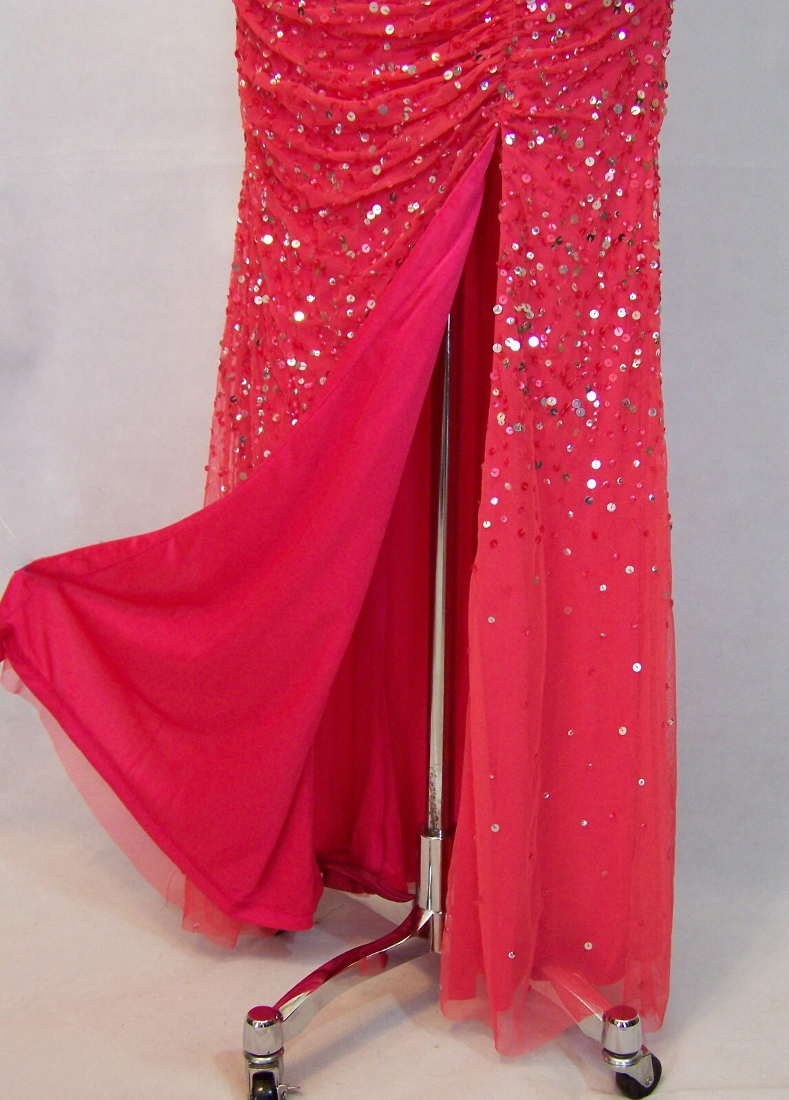 NWT NOS Y2K Bombshell Pink Ruched Sequin Evening Dress Size 2