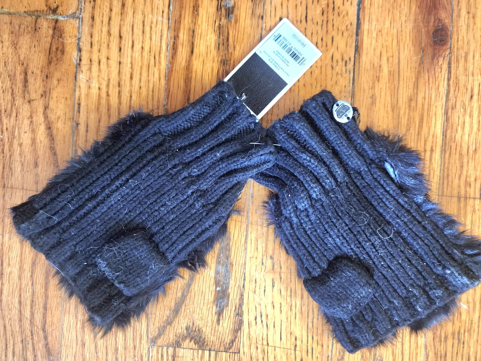 🌐VINTAGE 🌸BRAND NEW🌸 w/TAGSBetsy Johnson Neck wrap/glove/earmuff-headband set