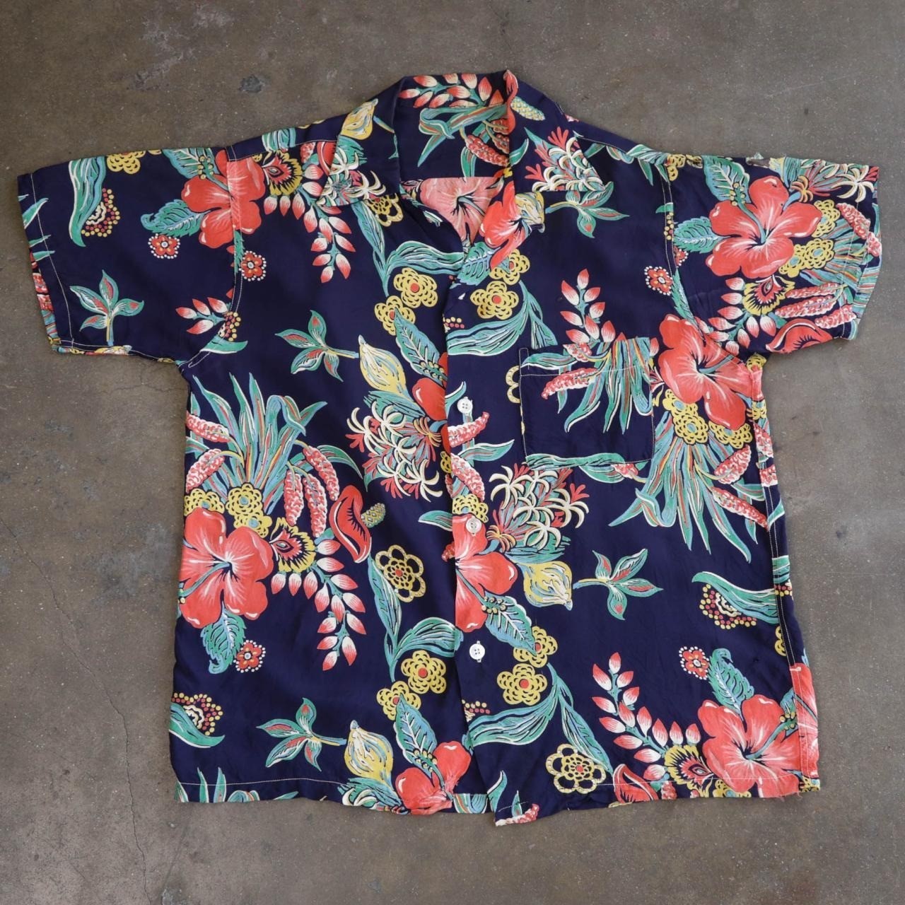 Vintage 40s 50s Rayon Hawaiian Shirt Navy Floral Made in Hawaii Coconut Era S/M