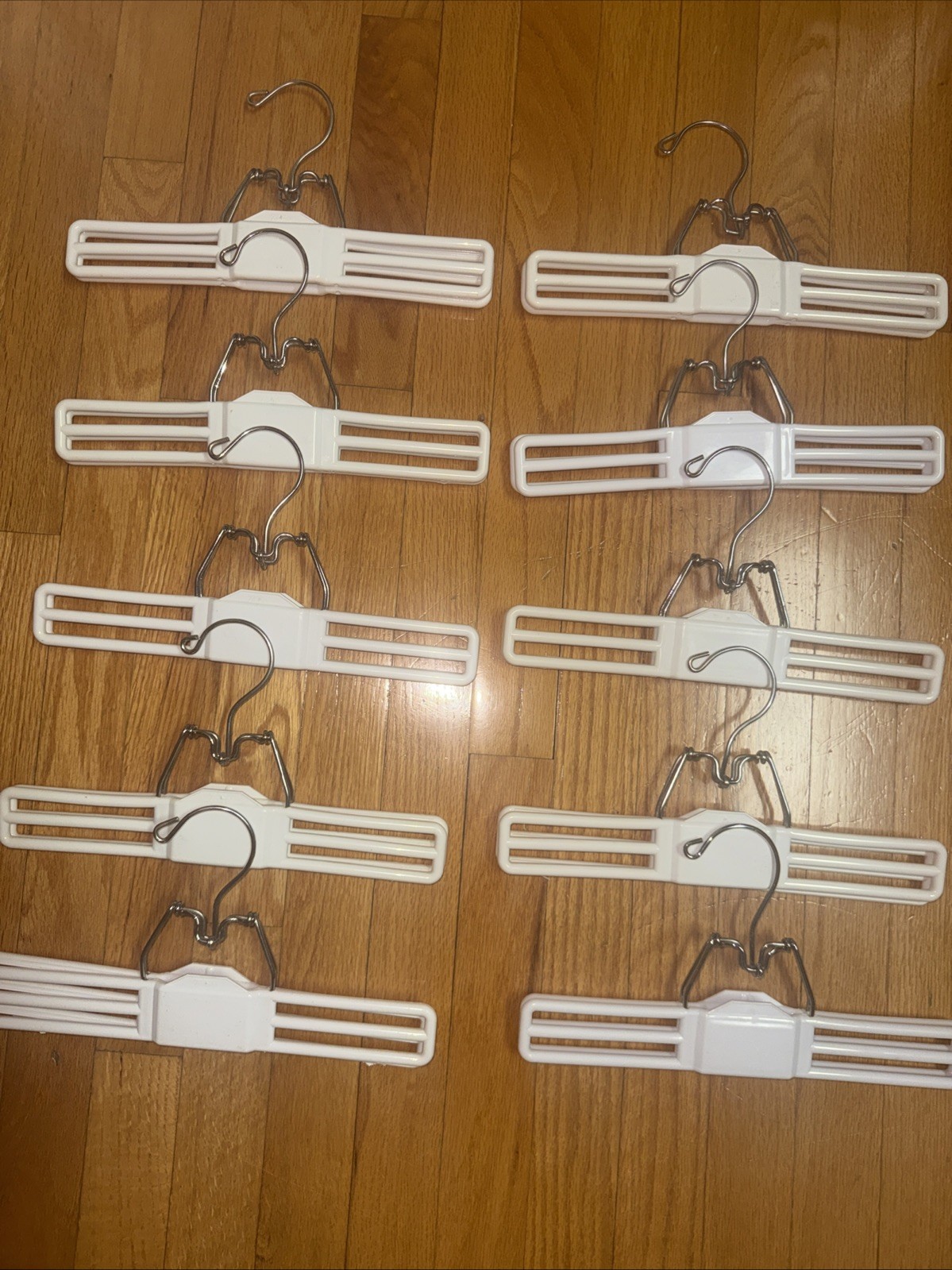 Tamor Vintage Skirt and Pant Clamp Hangers, Set of 10, White