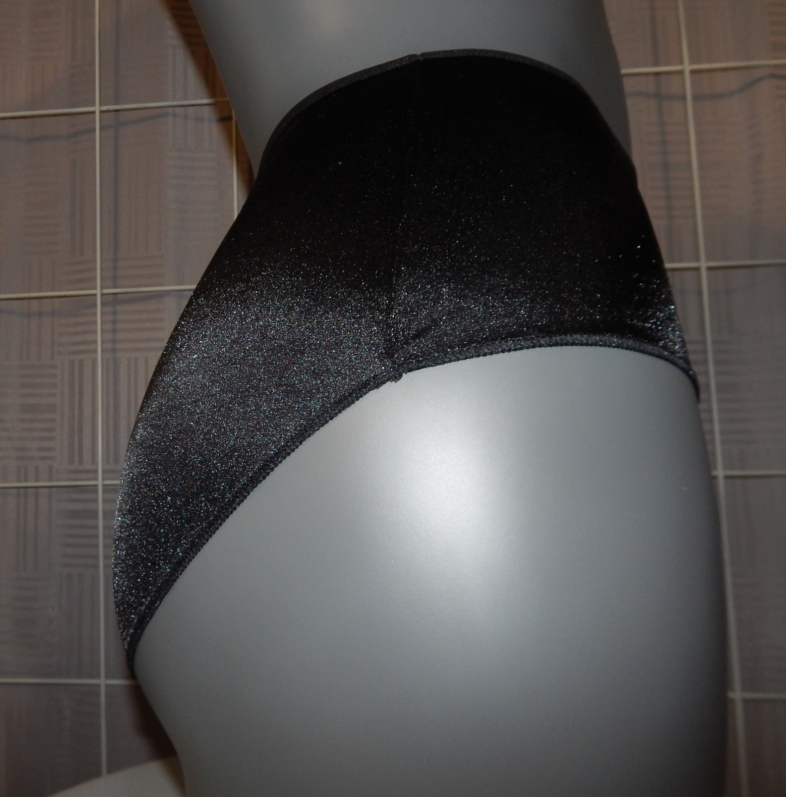 Vintage Hanes Black Second Skin Satin Silky Shiny Hi-Cut Brief Size 9